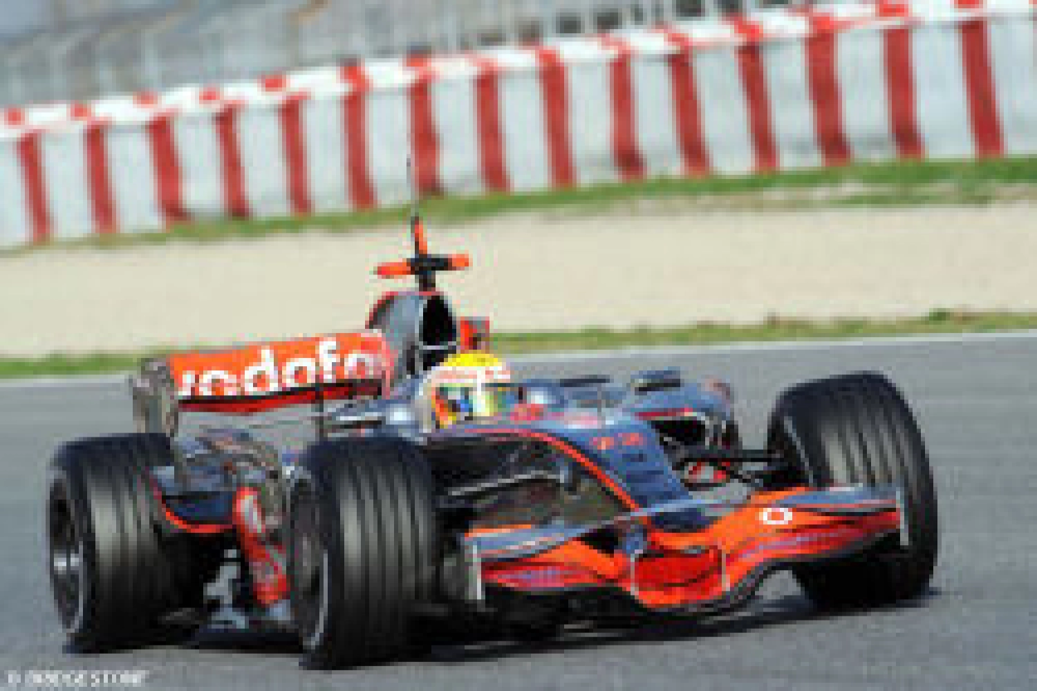 Australian GP – McLaren sees ‘Life in Pink’