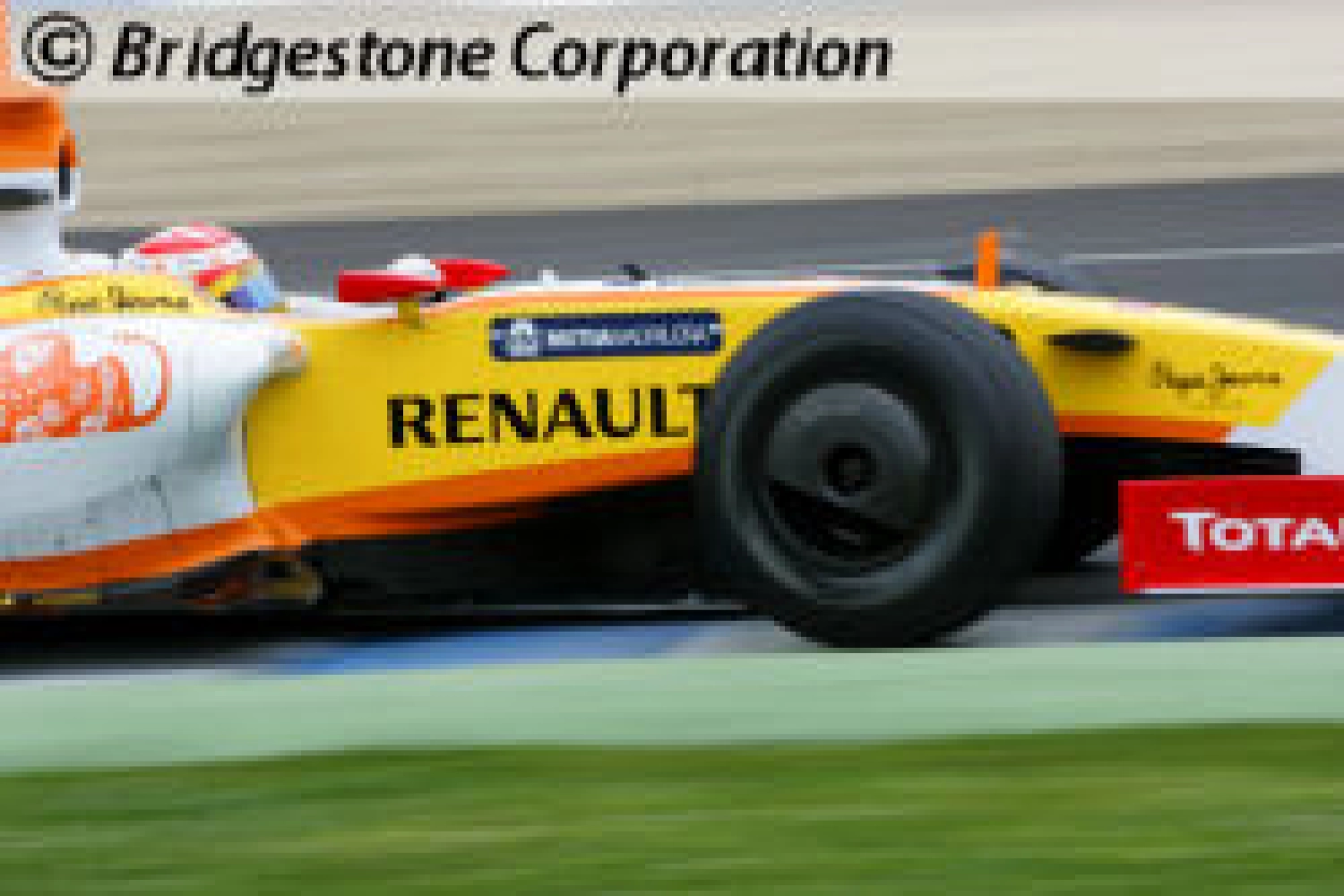 Report – A Difficult Encounter Between Renault and F1 2009