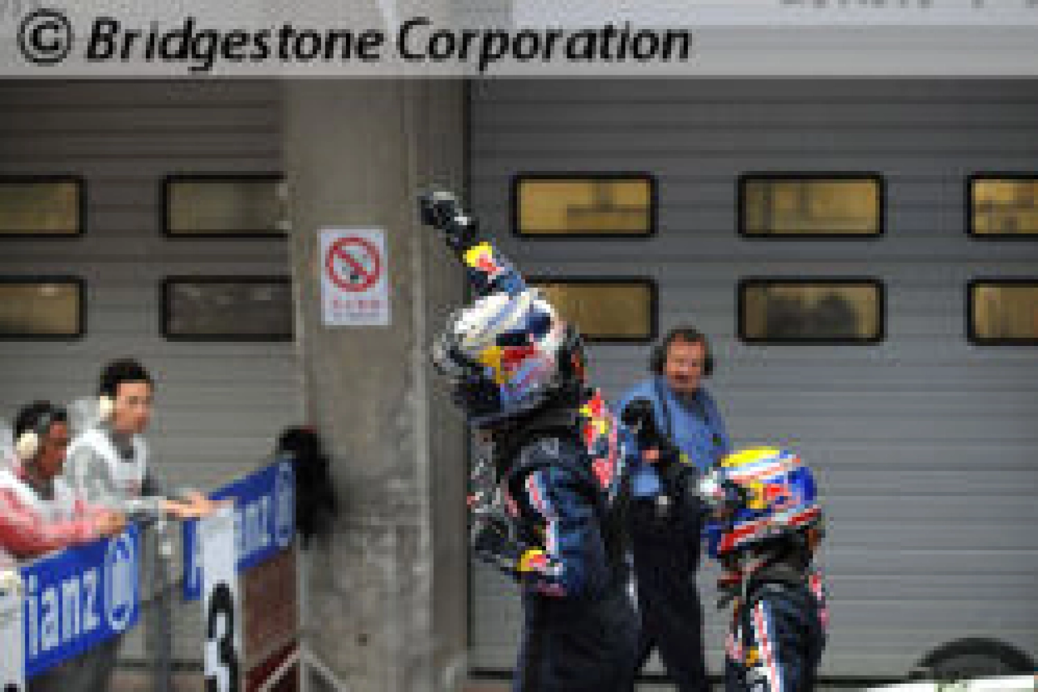 Qualification: Vettel on pole ahead of Barrichello and Webber