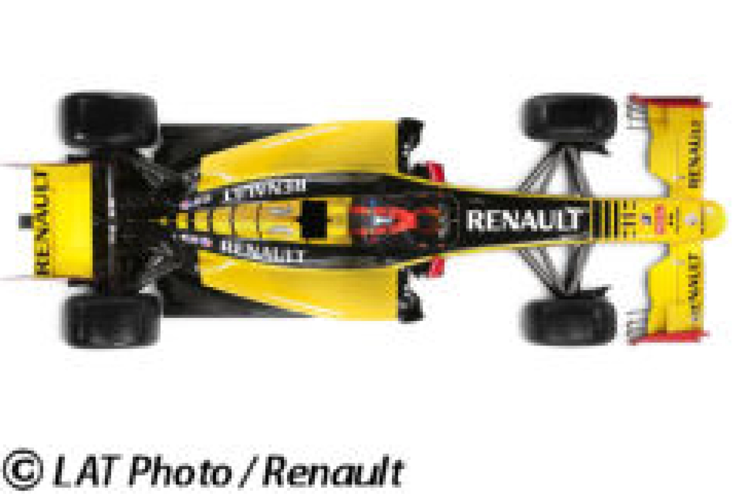 The rain hampers Petrov and Renault in their program