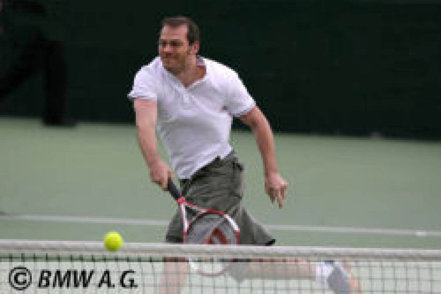 Villeneuve hopes for a seat in 2010