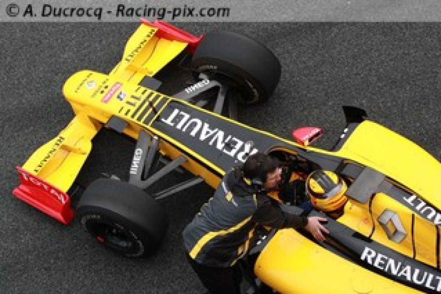 The FIA allows Renault to modify its engine