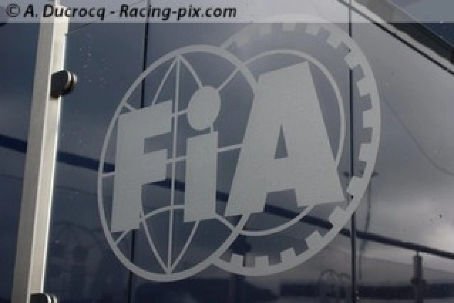 The FIA re-opens the selection process for 2011