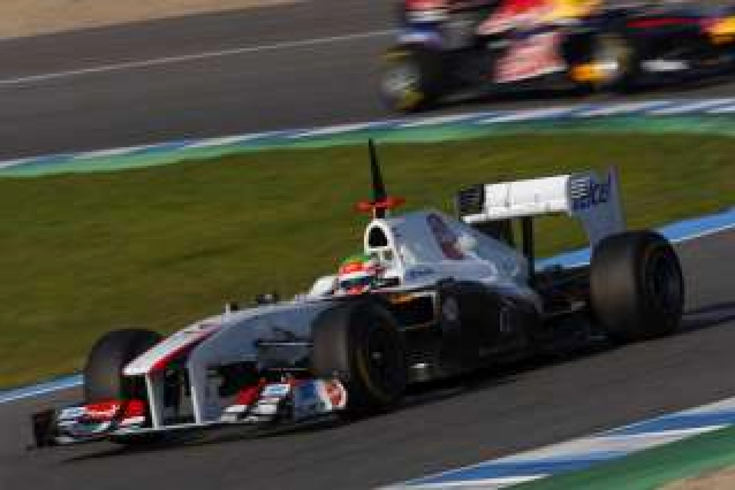 Barcelona Tests Day 3: Pérez and Sauber Impress