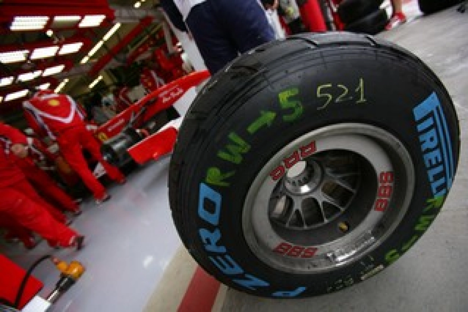 The GPDA agrees to have fewer tires in 2012