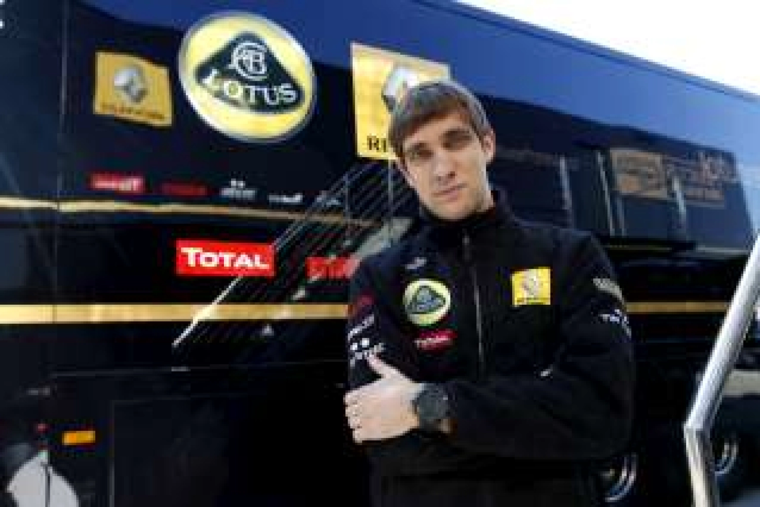 A special helmet for Petrov