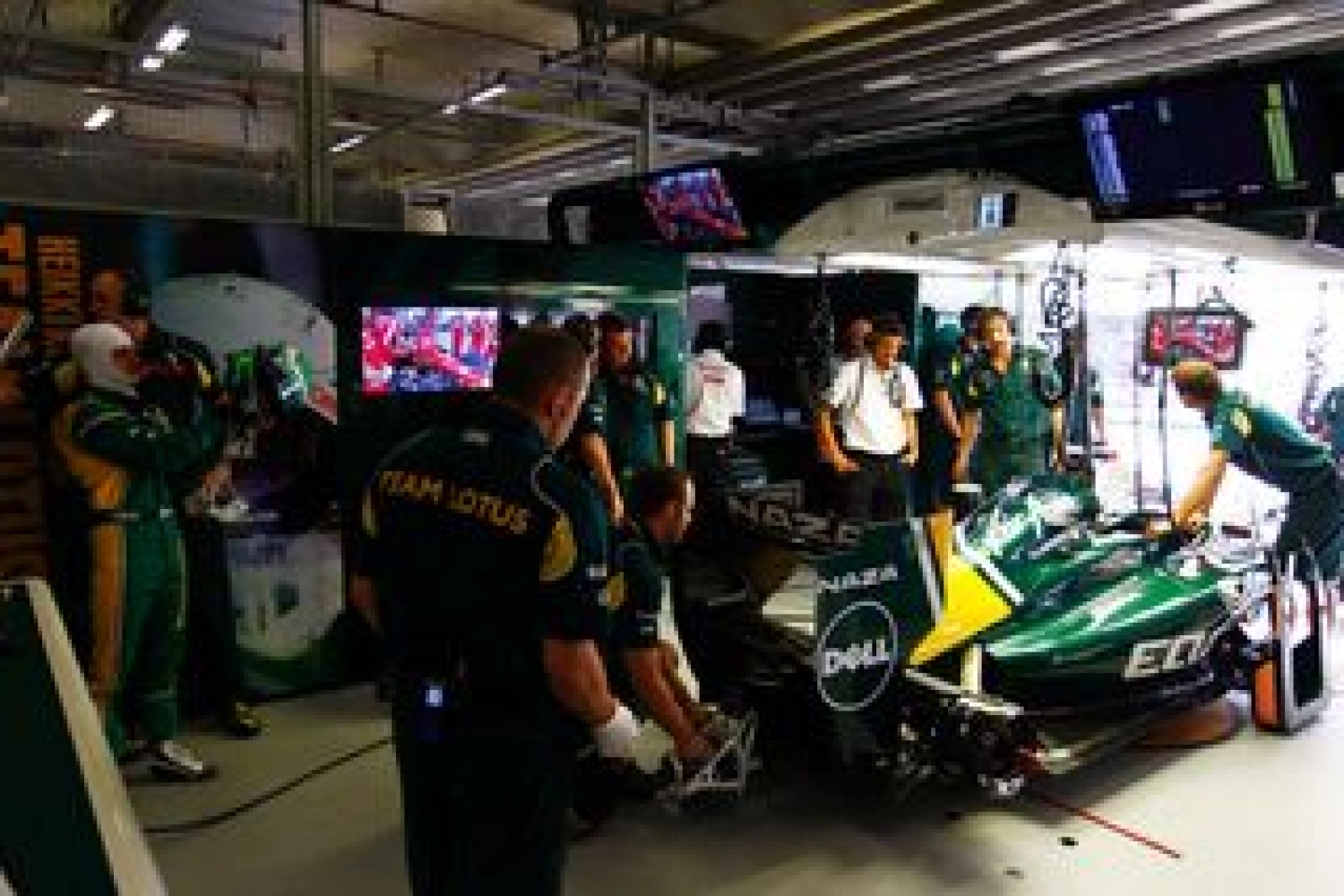 Team Lotus welcomes two new suppliers