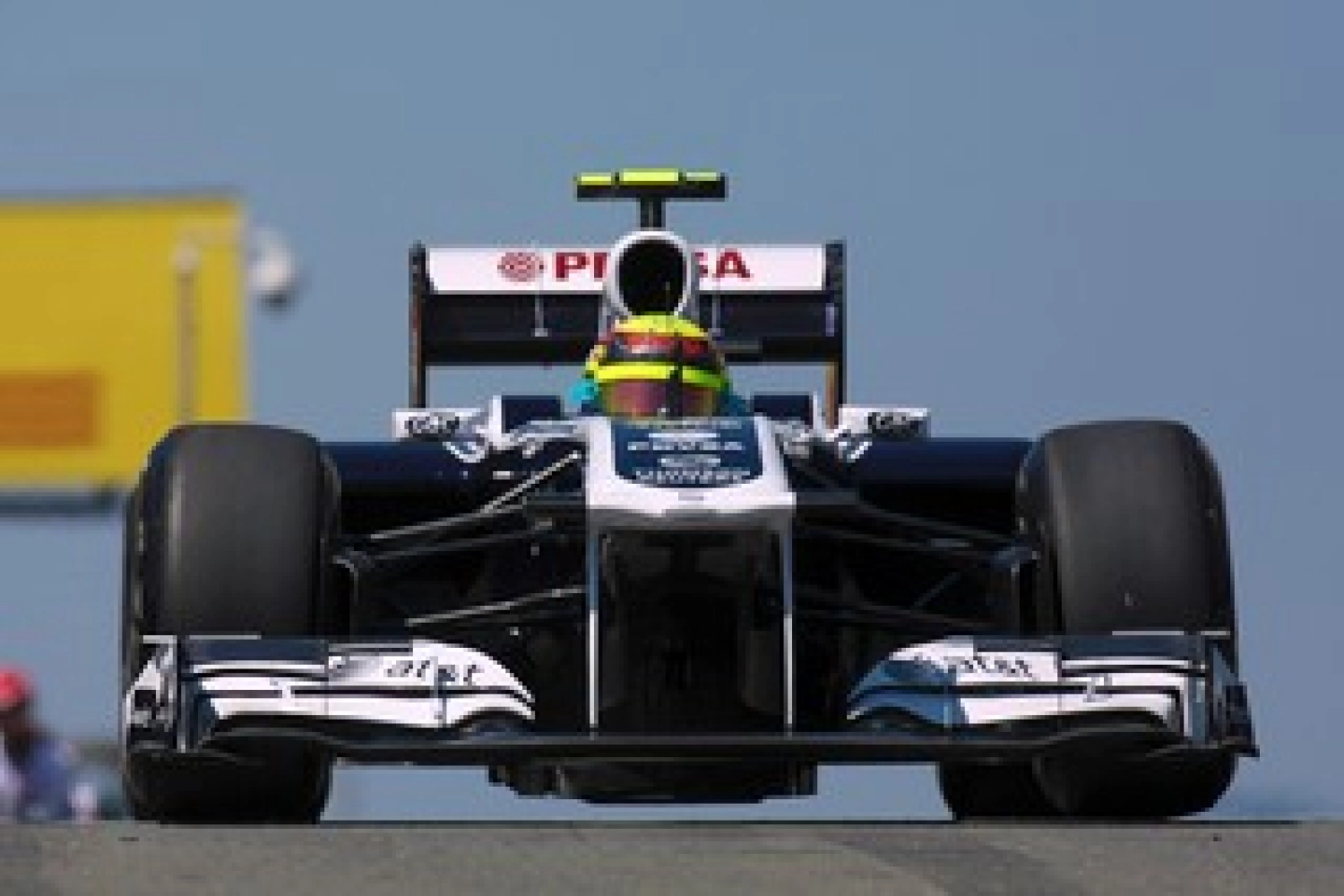 Williams hopes to score points at Suzuka