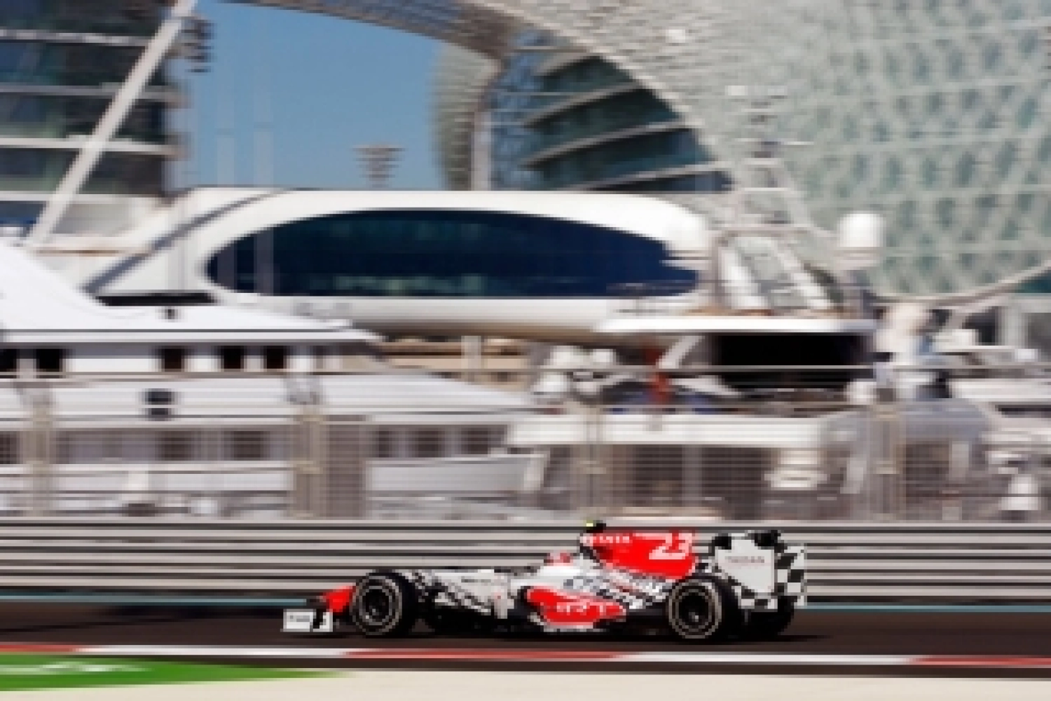 Friday: Liuzzi and Ricciardo in trouble with their HRT