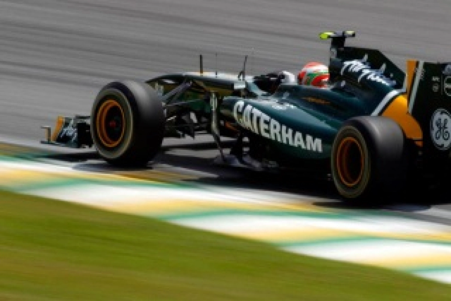 Caterham aims for the midfield in 2012