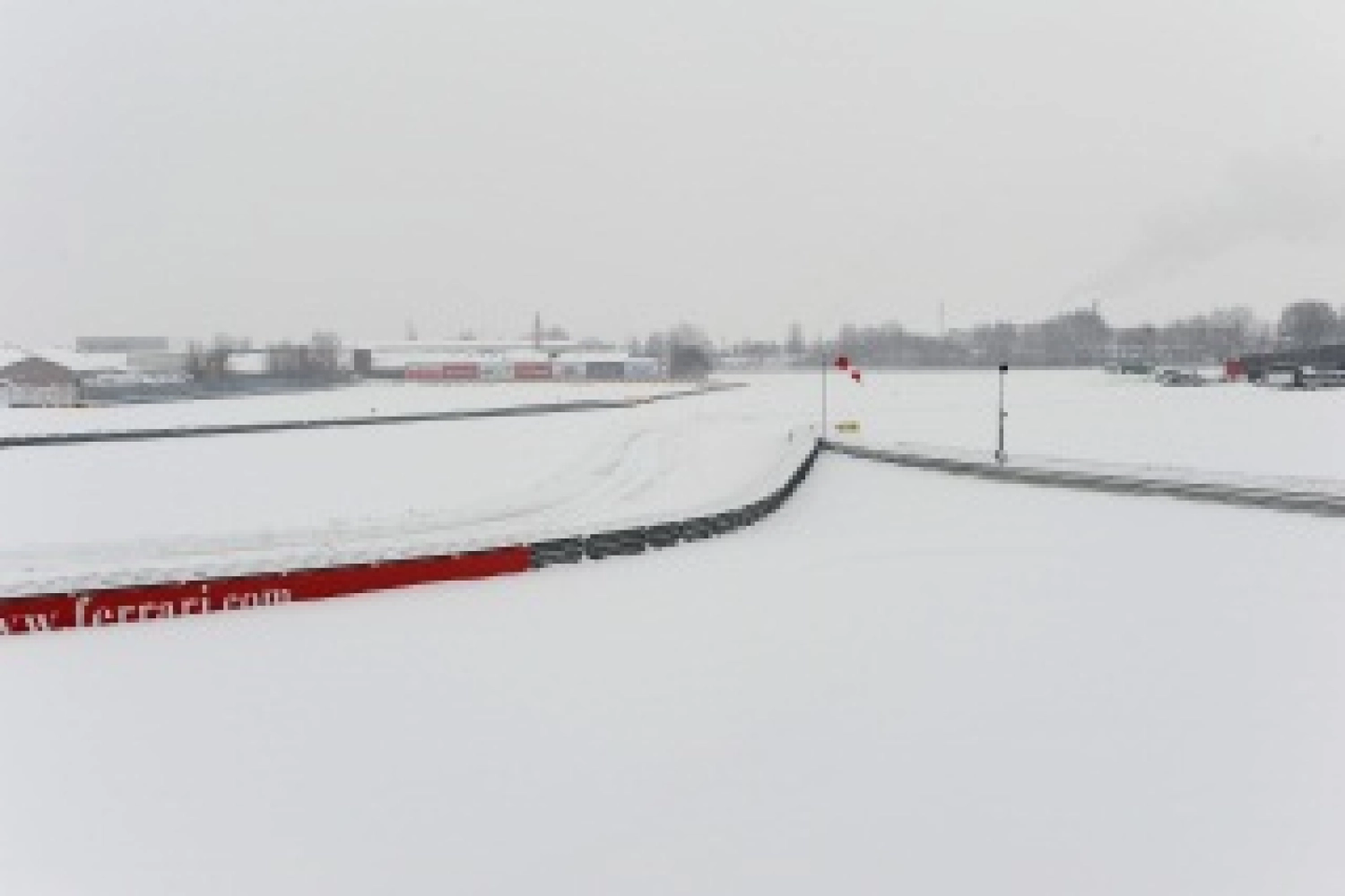 The first Ferrari tests delayed by snow?