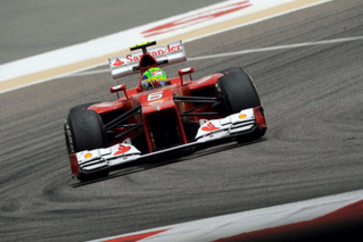 Sunday: Alonso and Massa in the points