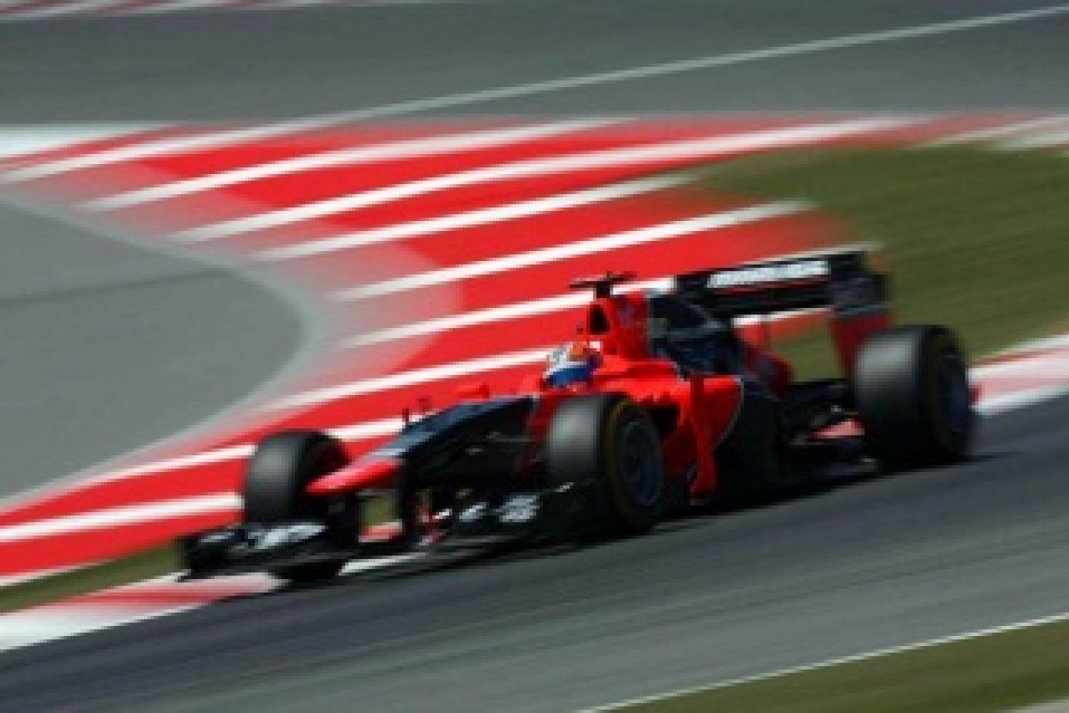 Sunday: Marussia closes in on its direct competitors