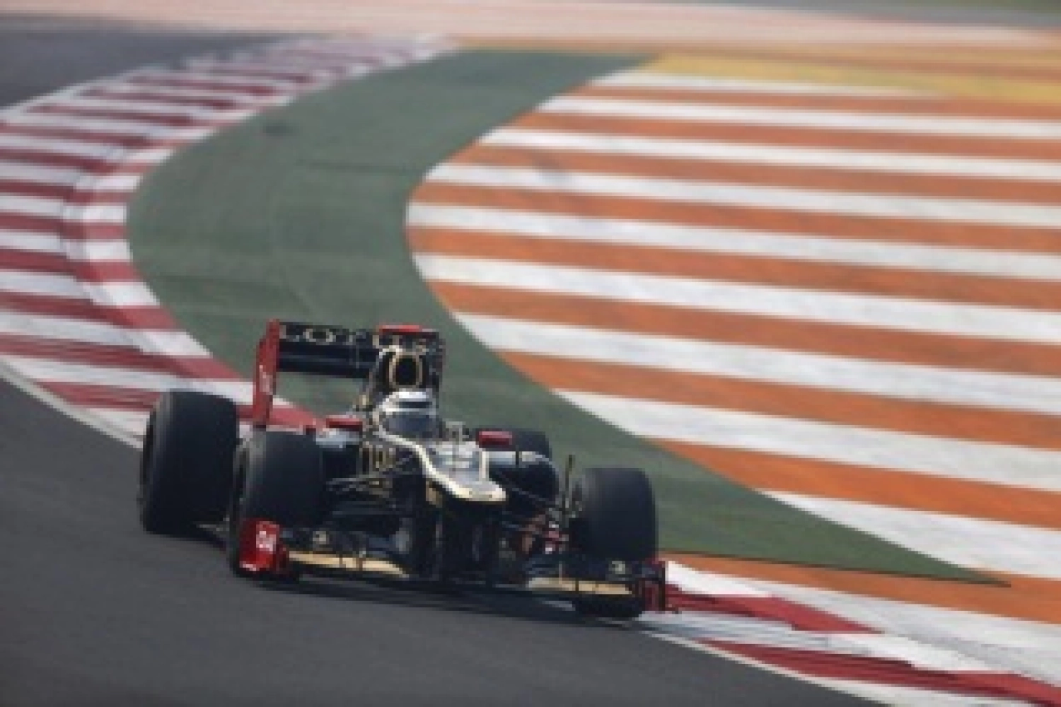 Saturday: At Lotus, Räikkönen and Grosjean are rather disappointed