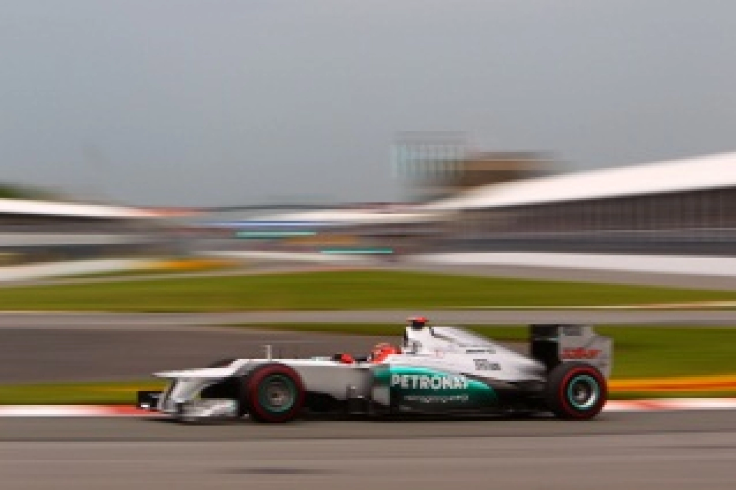 Sunday: Mercedes hoped for better in Canada