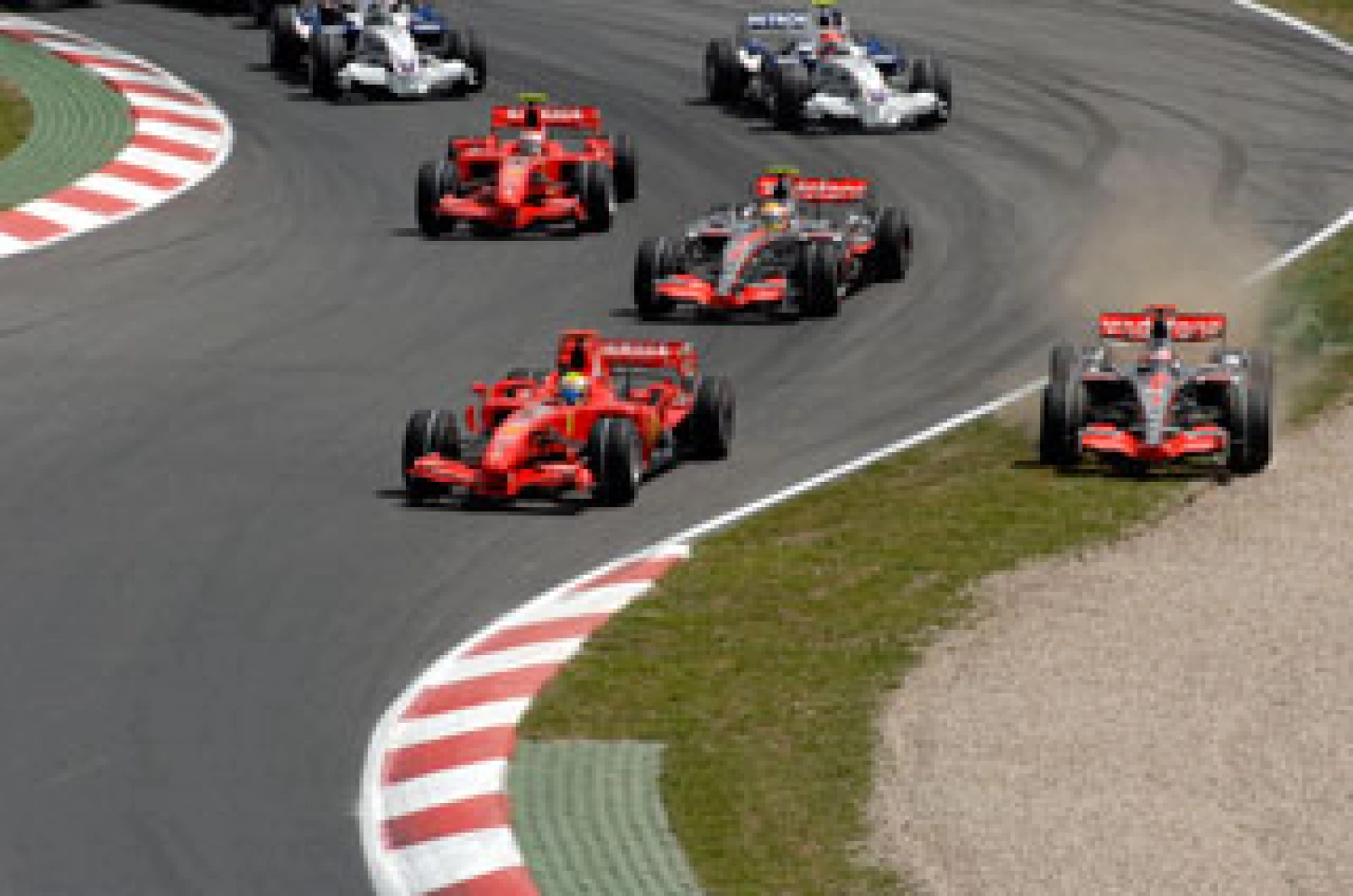 McLaren deducts the Spygate fine from its taxes