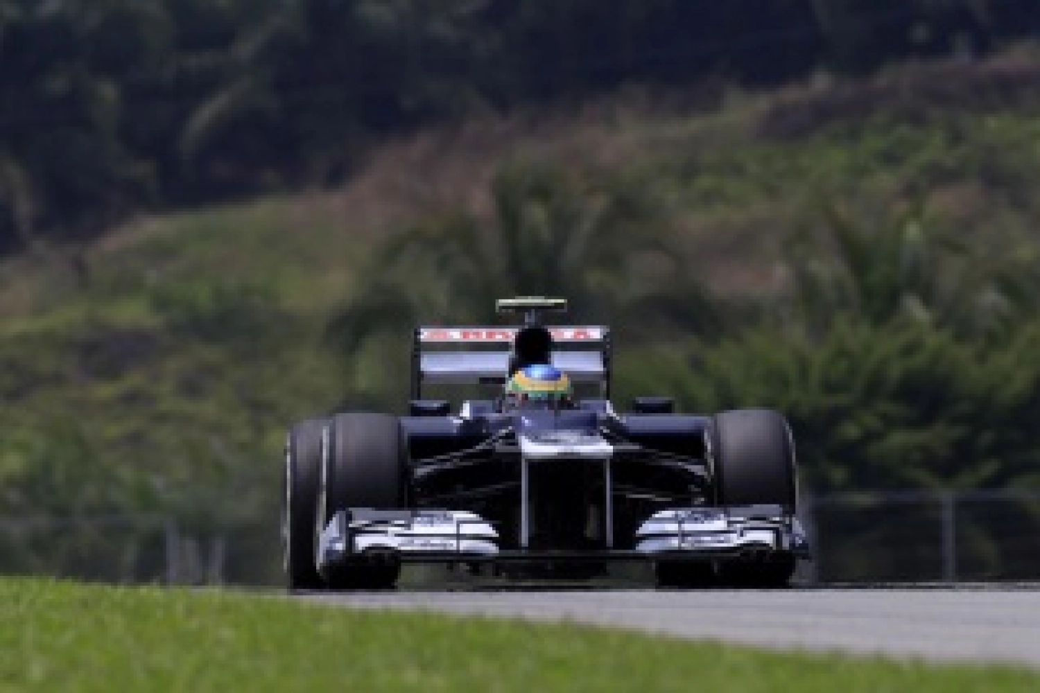 Williams team hopes to bounce back in Hungary