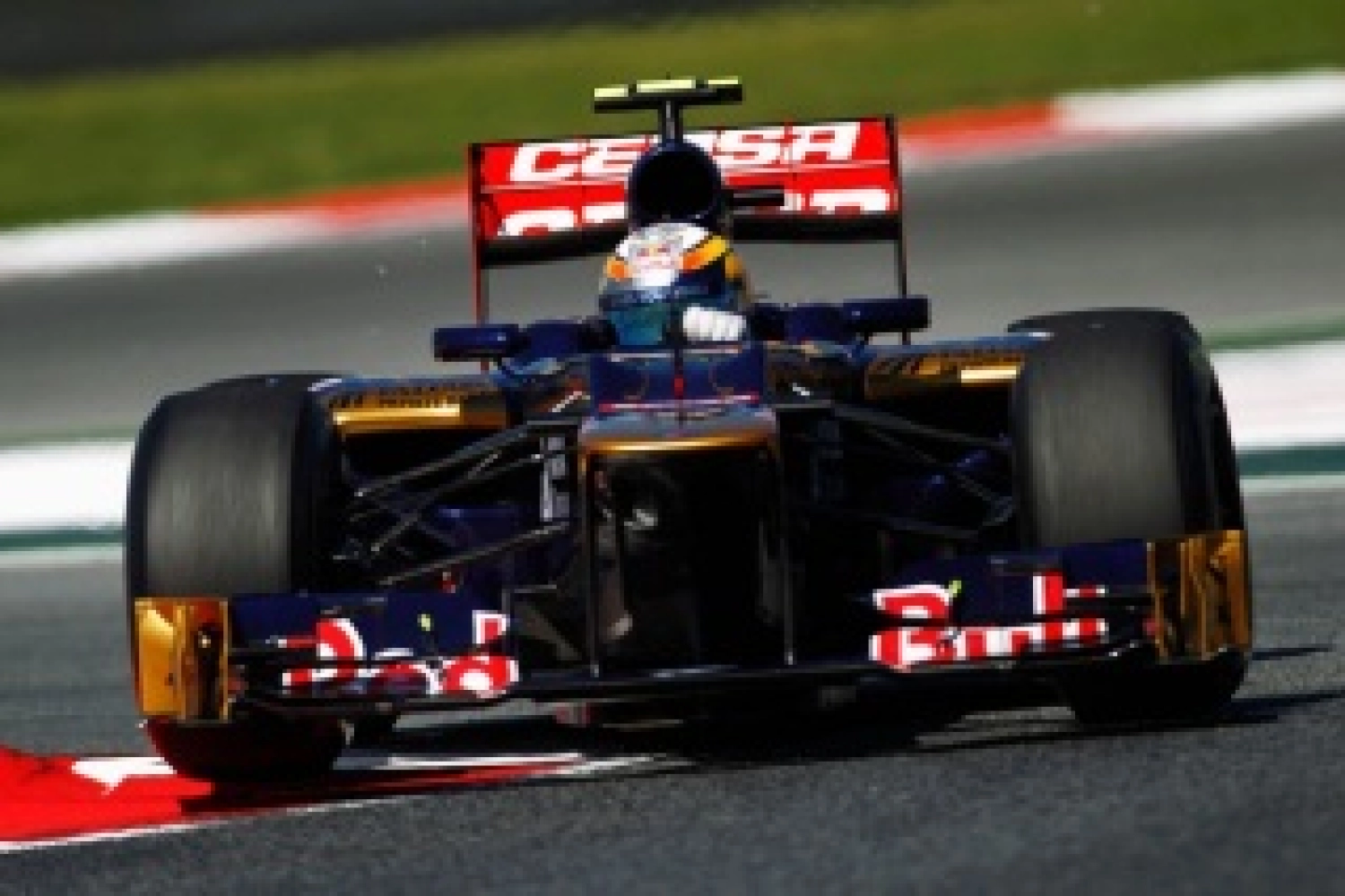 Trilux lights up Toro Rosso