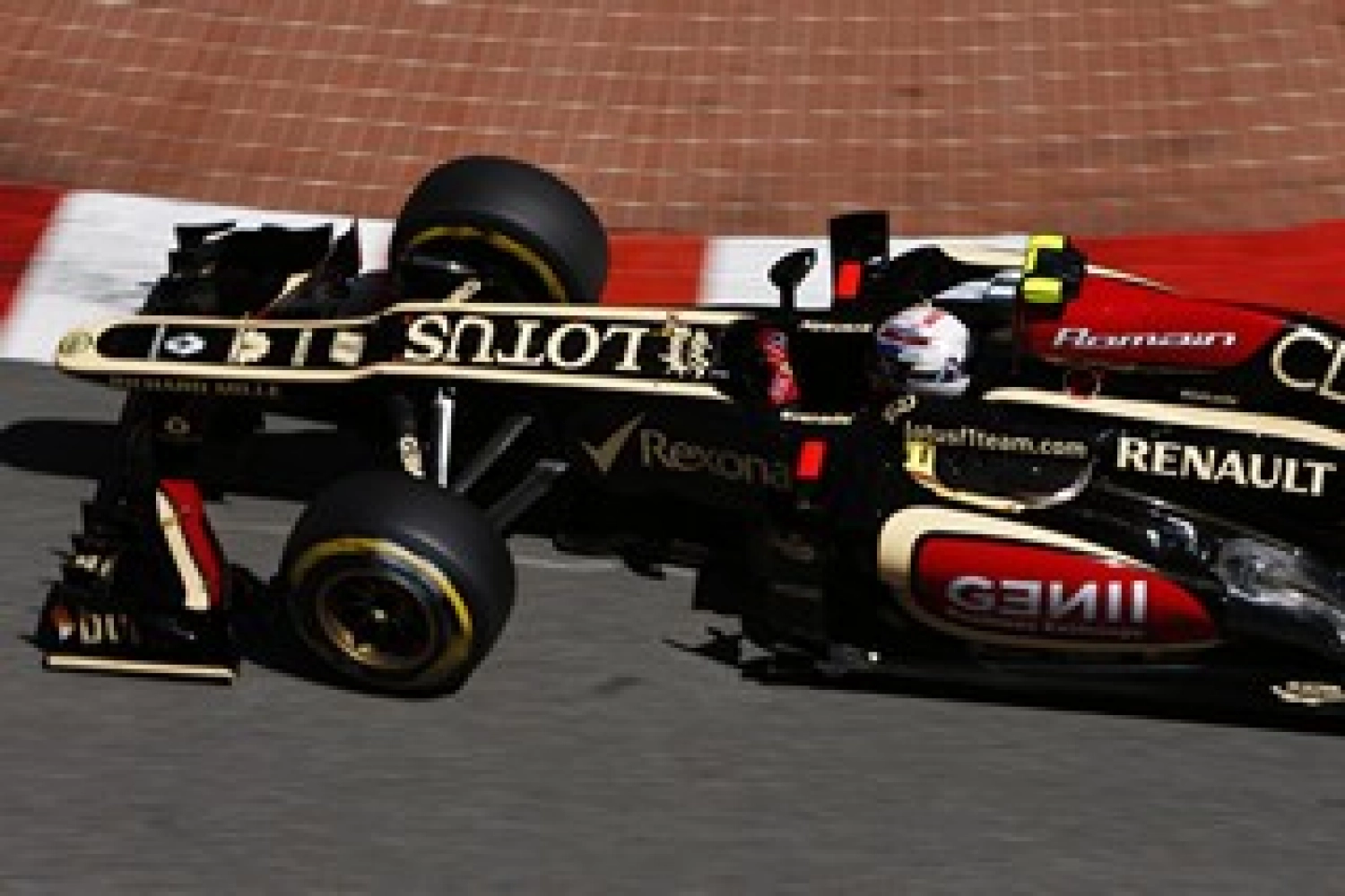 Saturday: Traffic prevents Grosjean from better rewarding Lotus’s work