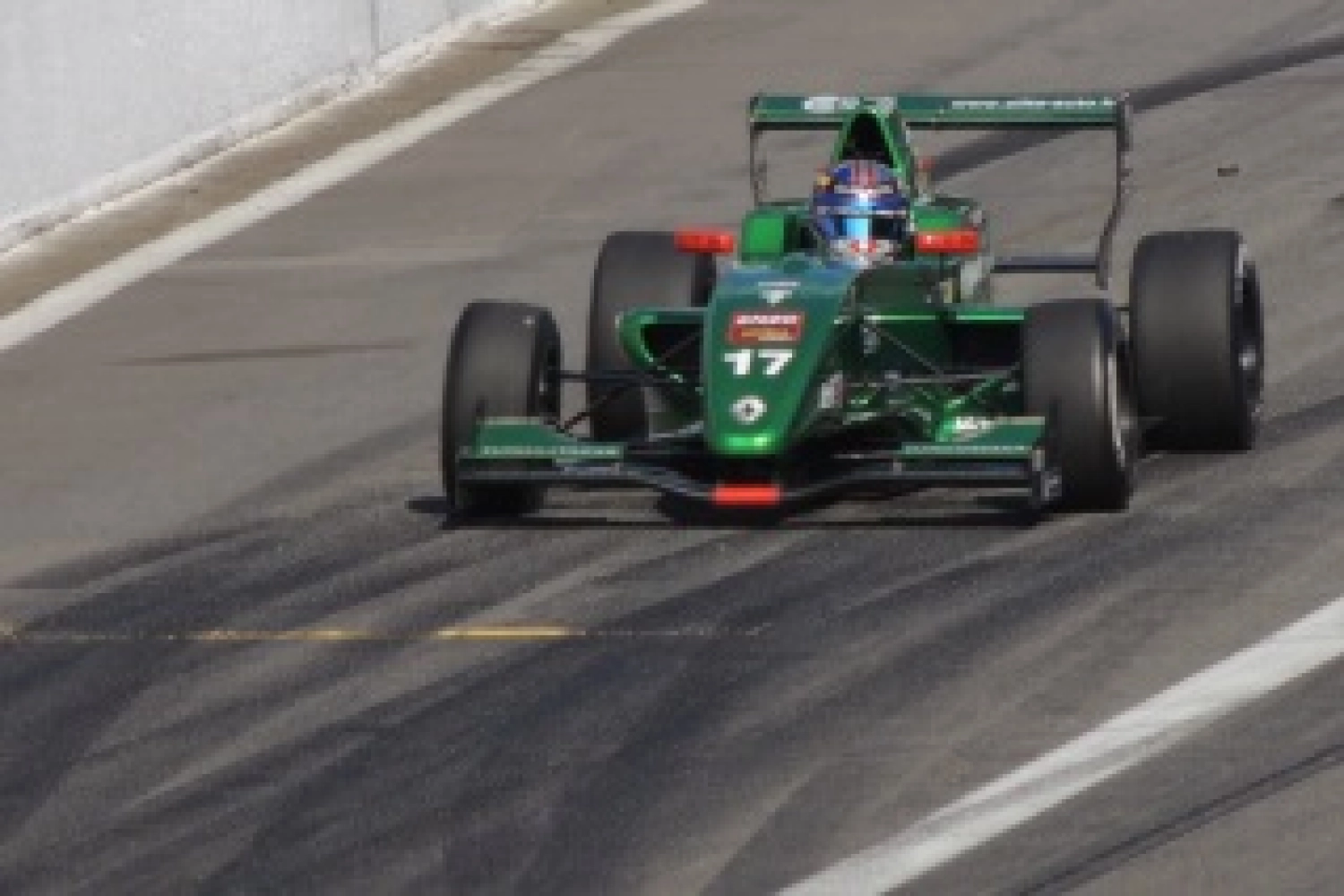 Caterham launches its Racing Academy with Aurélien Panis notably