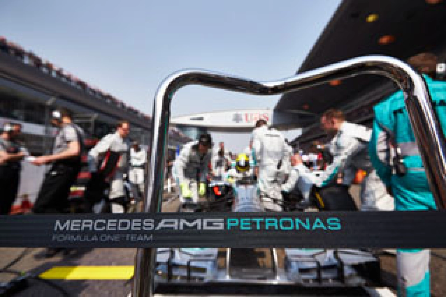 Bahrain: Qualifications Seen from the Stands