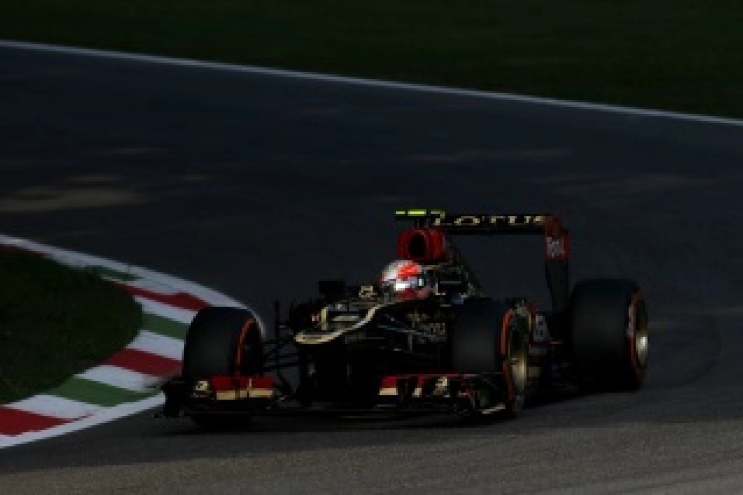 Sunday: Grosjean saves the day at Lotus