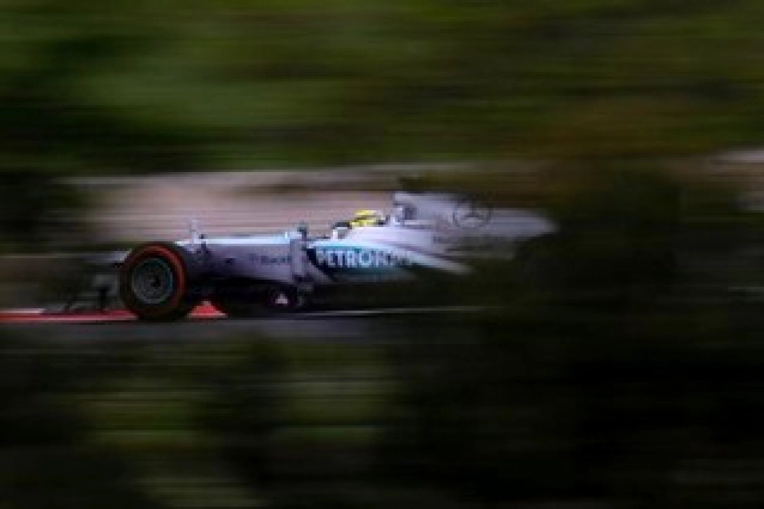 Friday: Hamilton and Rosberg Satisfied with the Mercedes