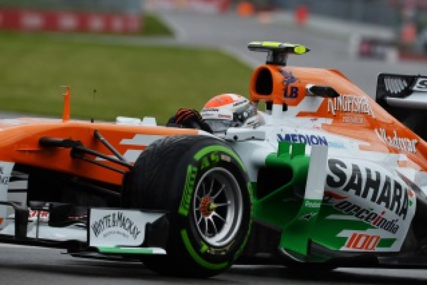 Saturday: Sutil reaches Q3, di Resta stops in Q1
