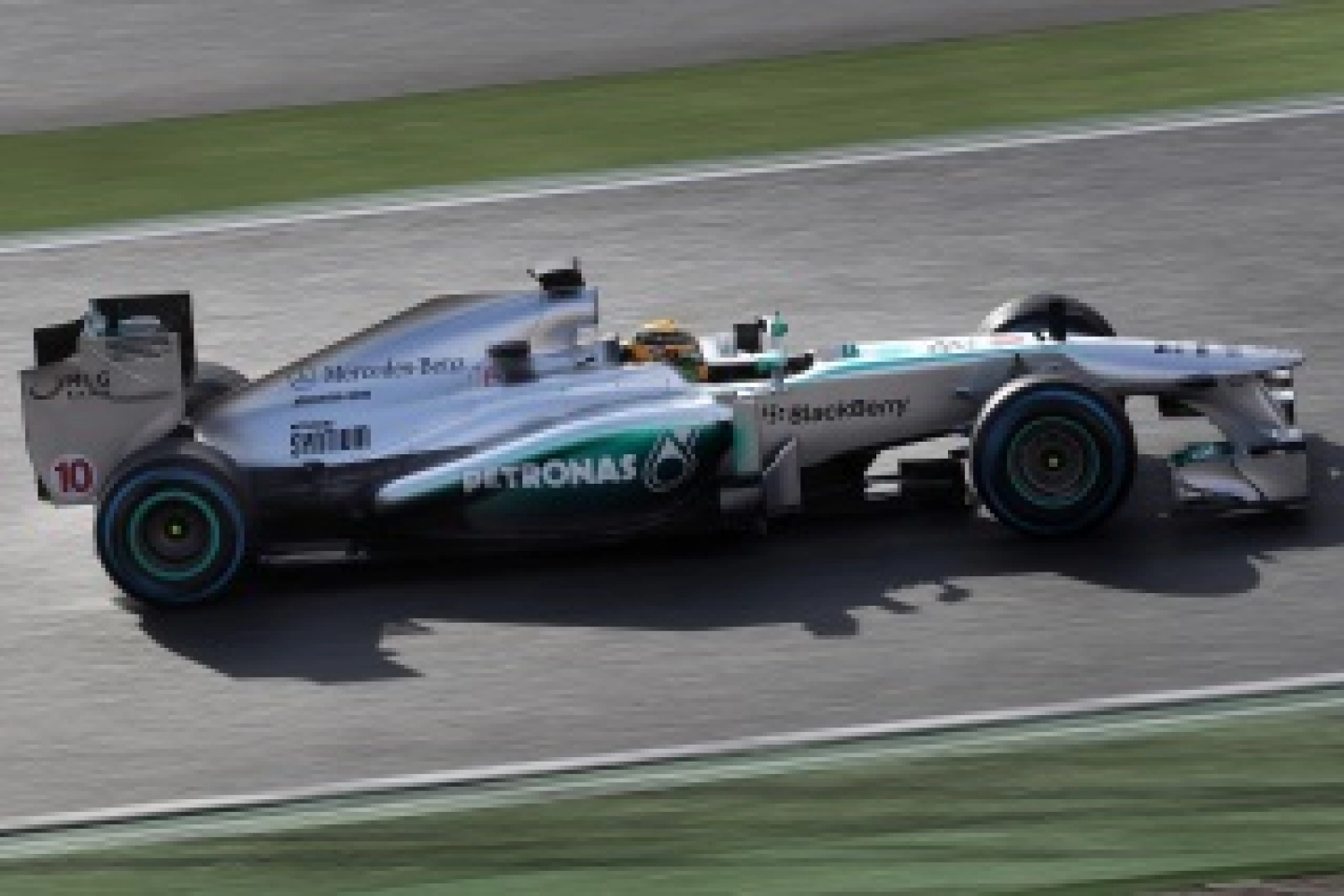 Friday: Positive Start for Mercedes Drivers