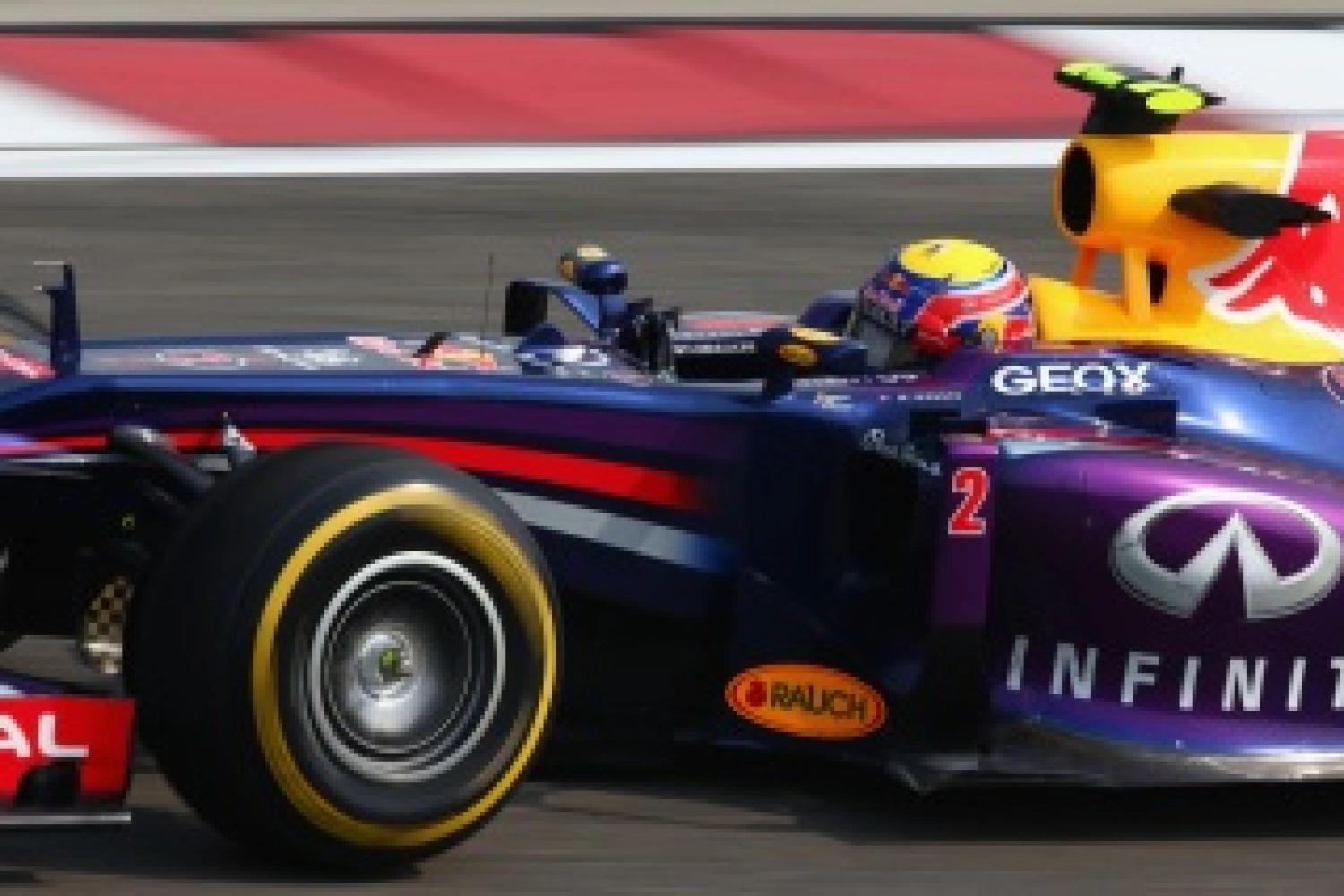 Friday: Red Bull expects a tight battle with Ferrari and Lotus