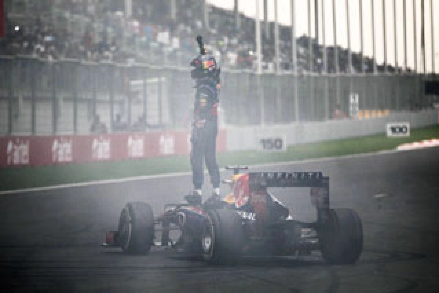 Sunday: Red Bull and Vettel 2013 World Champions in India!