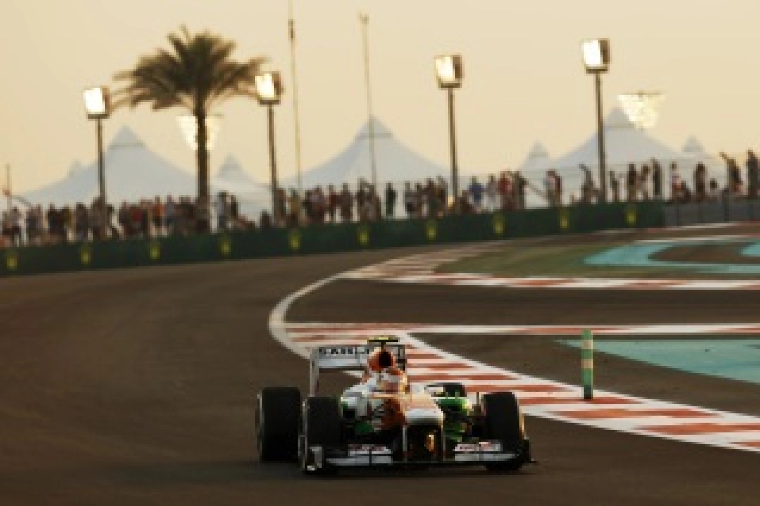 Saturday: Sutil struggles while di Resta is happy at Force India