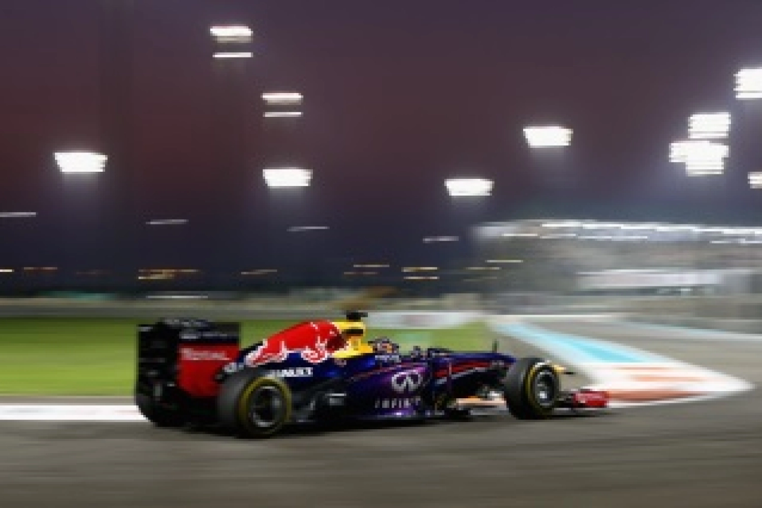 Abu Dhabi – Free Practice 3: Advantage Red Bull before qualifying