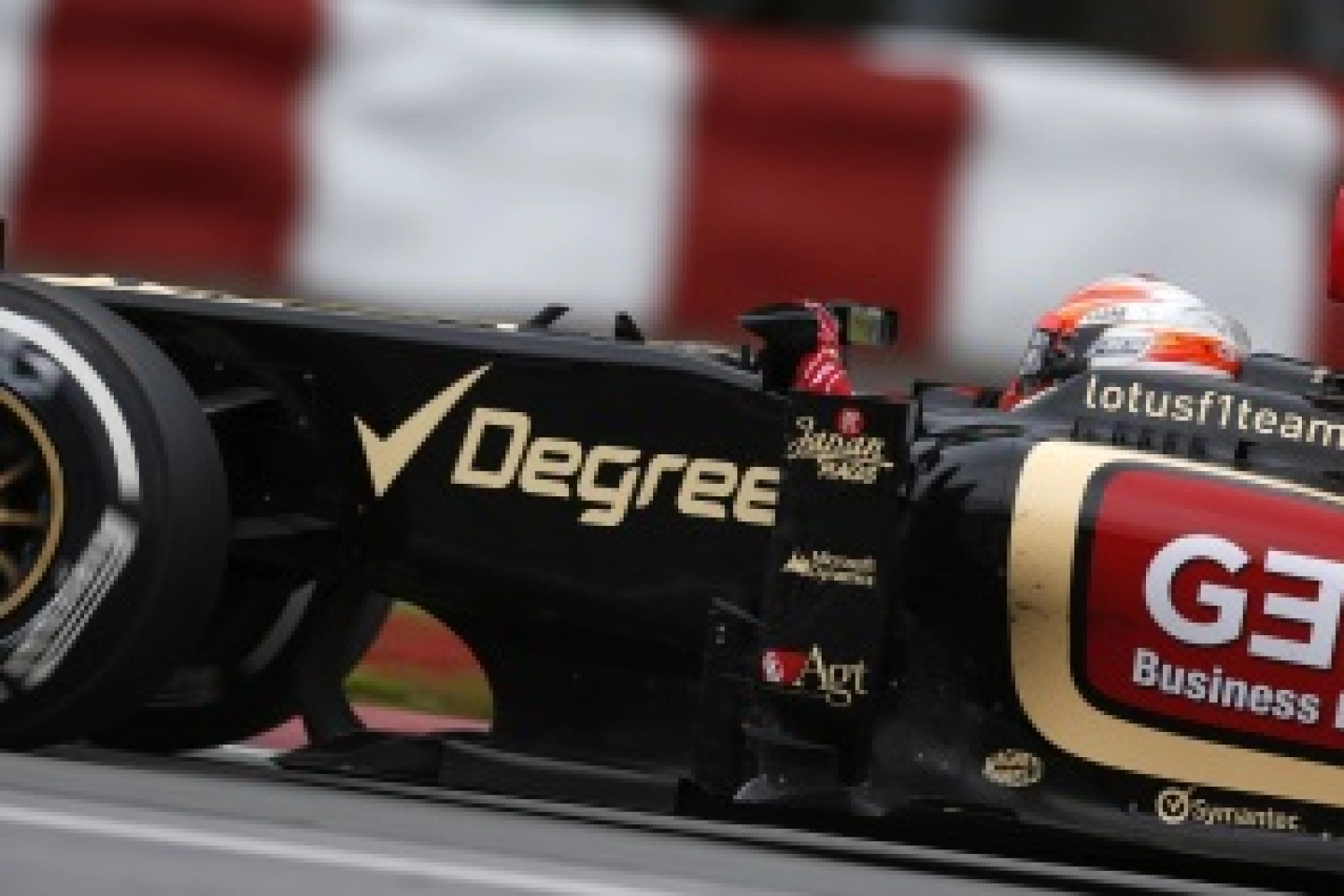Sunday: Grosjean on the podium, Räikkönen struggles at Lotus