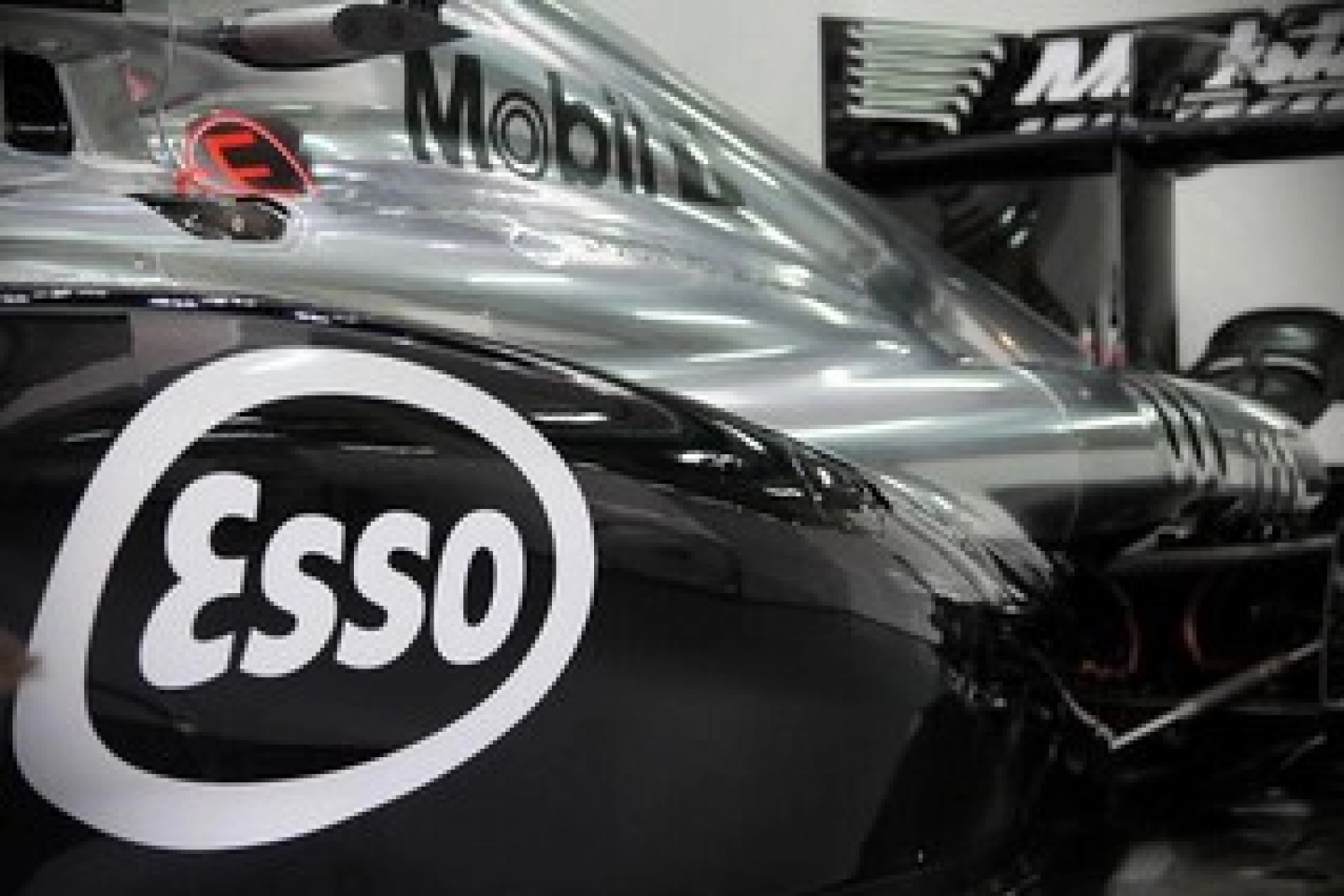 2014 Malaysian Grand Prix: Esso appears on the McLaren