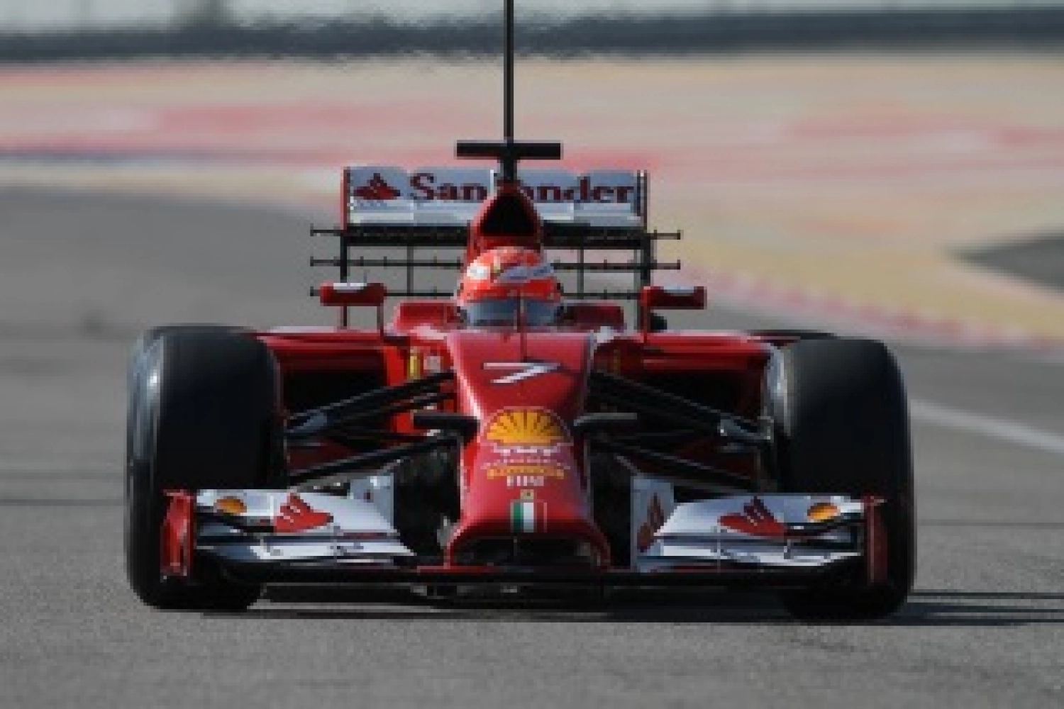 Bahrain Tests 2 – Day 1 (morning): Pérez on top, Räikkönen and Ferrari stuck in the garage
