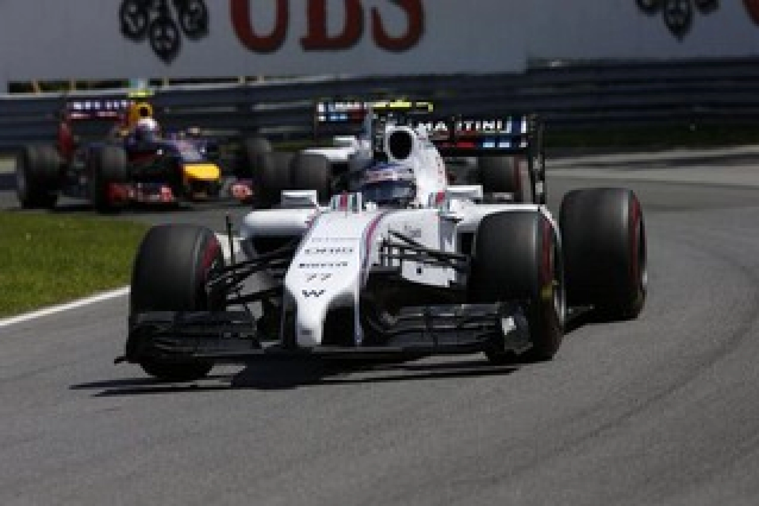 Sunday: Massa in the wall, Bottas in the points, Williams misses a great opportunity