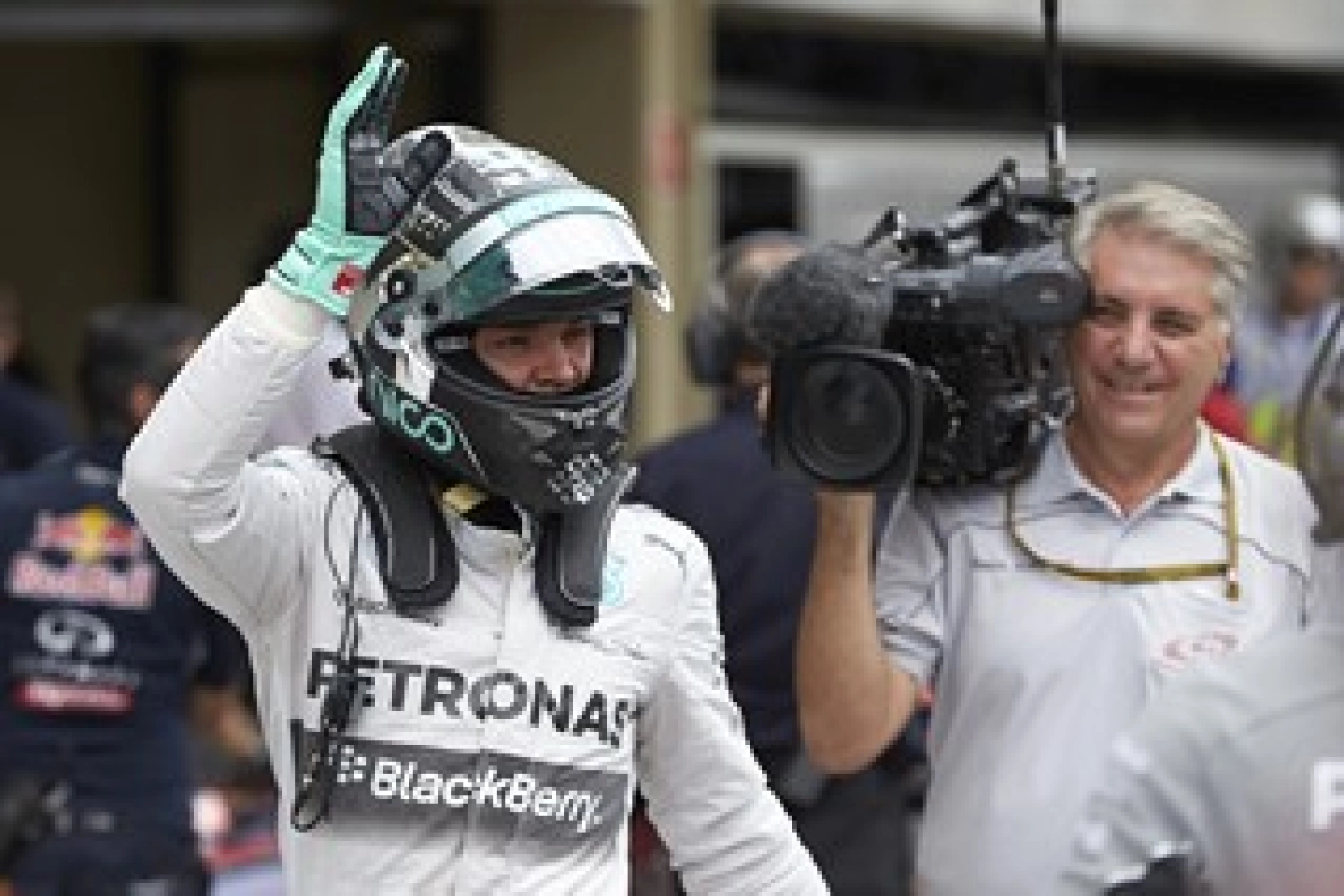 Abu Dhabi – Qualifications: Rosberg Leads Hamilton Ahead of the Finale