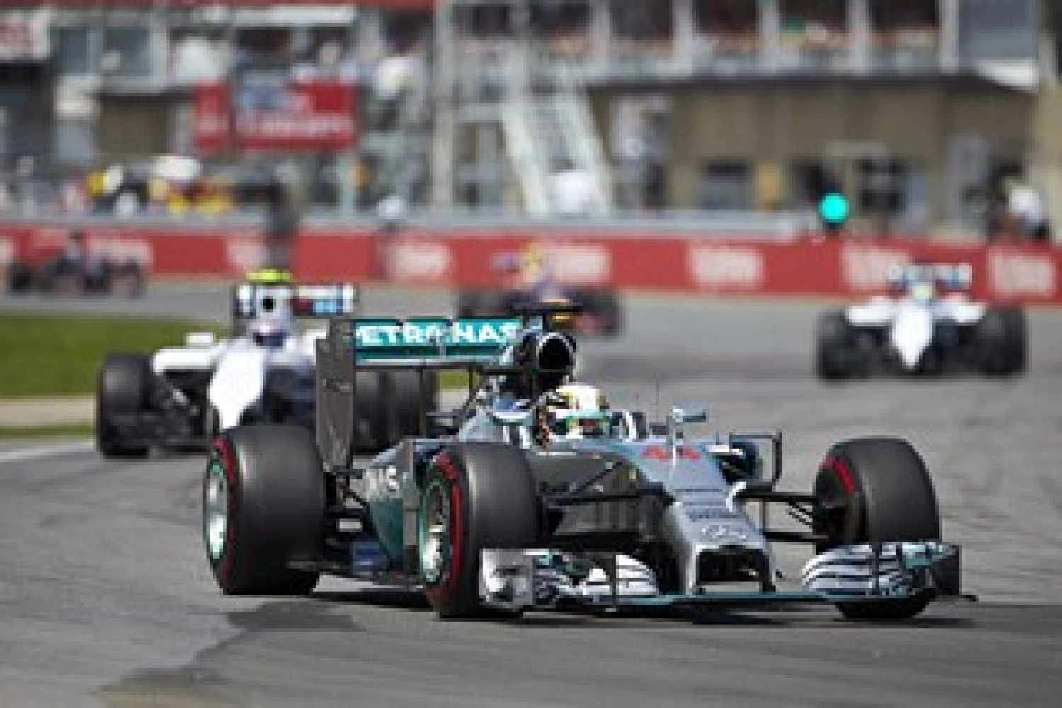 Williams F1 wants to fight for victories against Mercedes in 2015