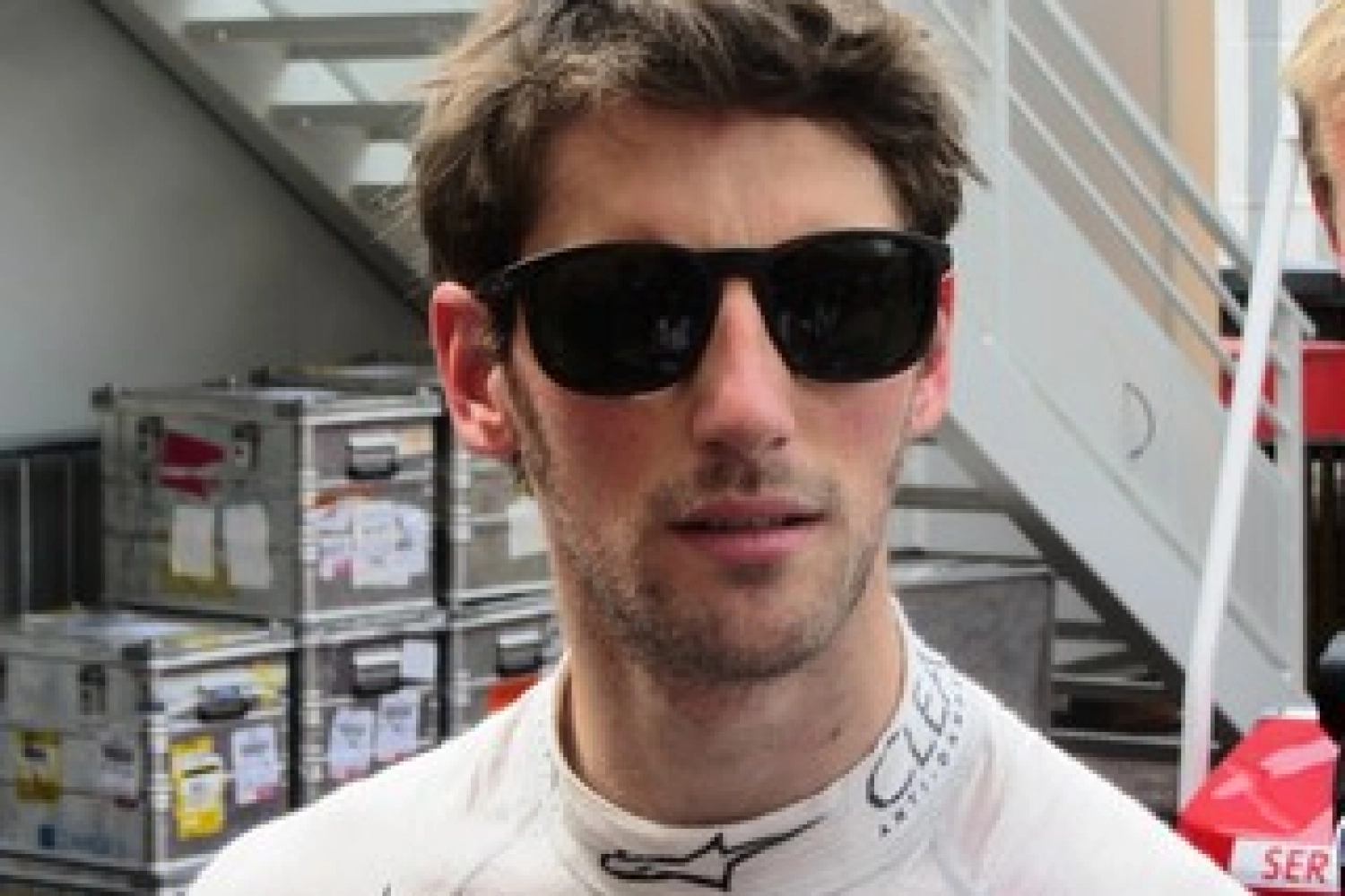 Lotus: Grosjean Gets Frustrated with Renault Engine in Singapore