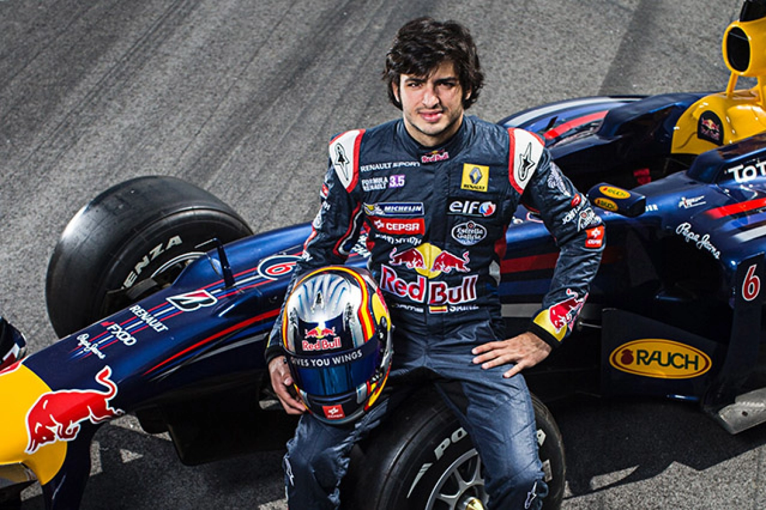 Carlos Sainz Jr hopes to find a seat in F1
