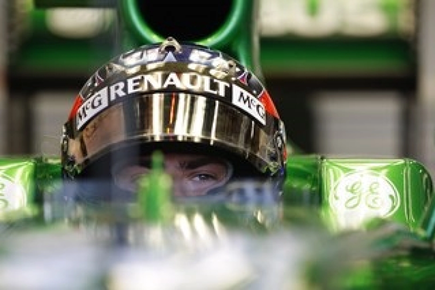 Manor Marussia F1 recruits Will Stevens and targets the Australian GP