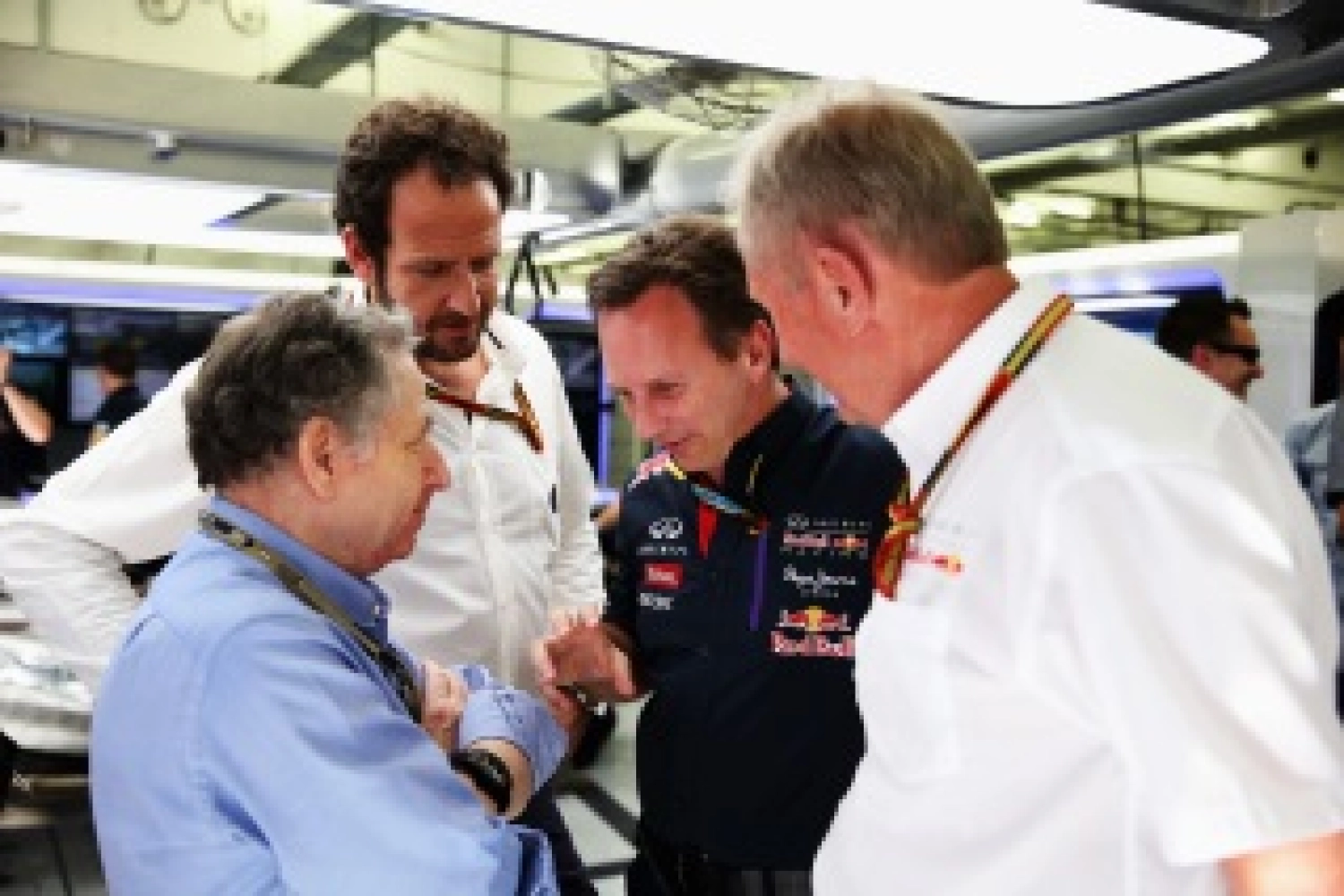 Horner asks the FIA to intervene to break Mercedes’ lead