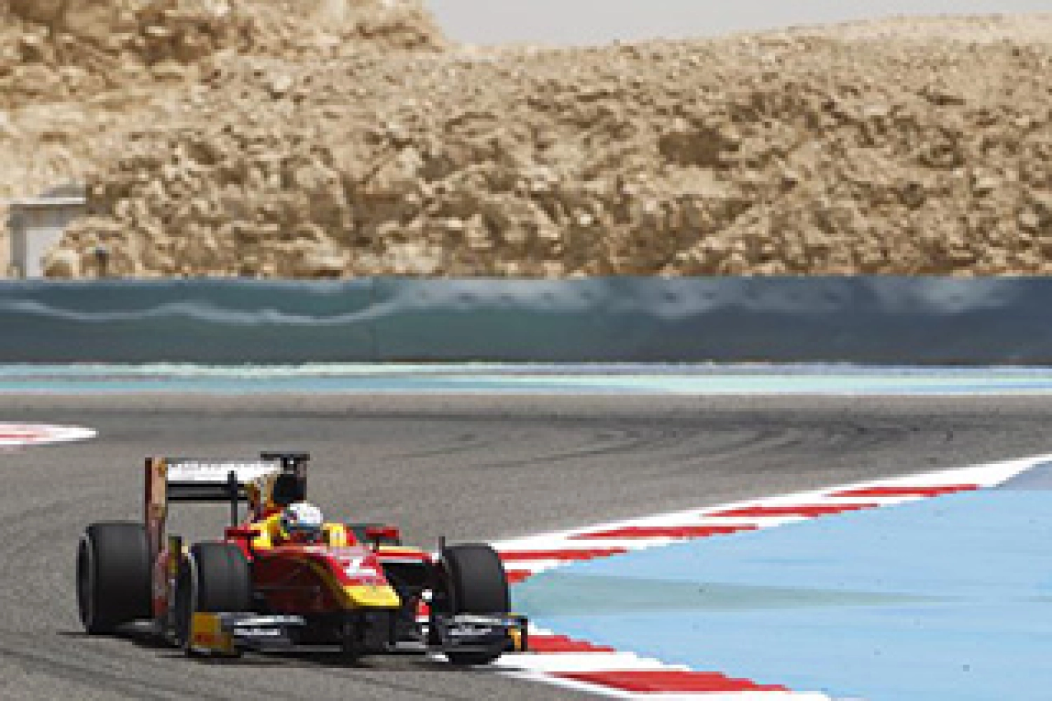 Bahrain – EL: King leads the dance