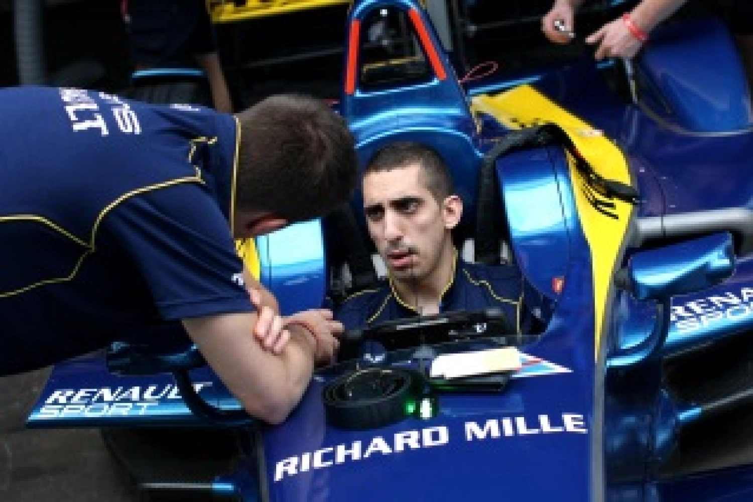 Official: Buemi penalized in Long Beach, pole position for Abt