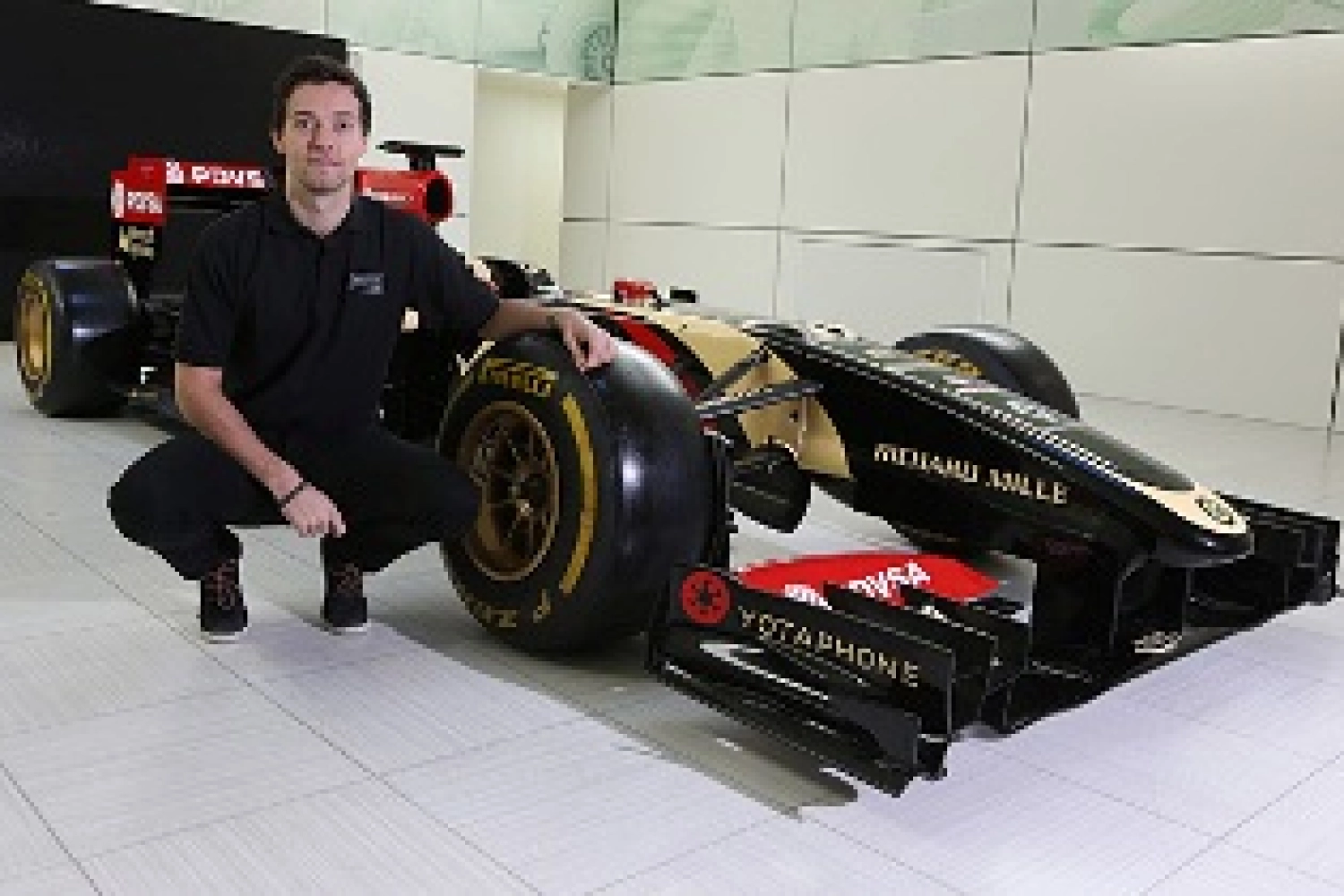 Jolyon Palmer in action in Barcelona