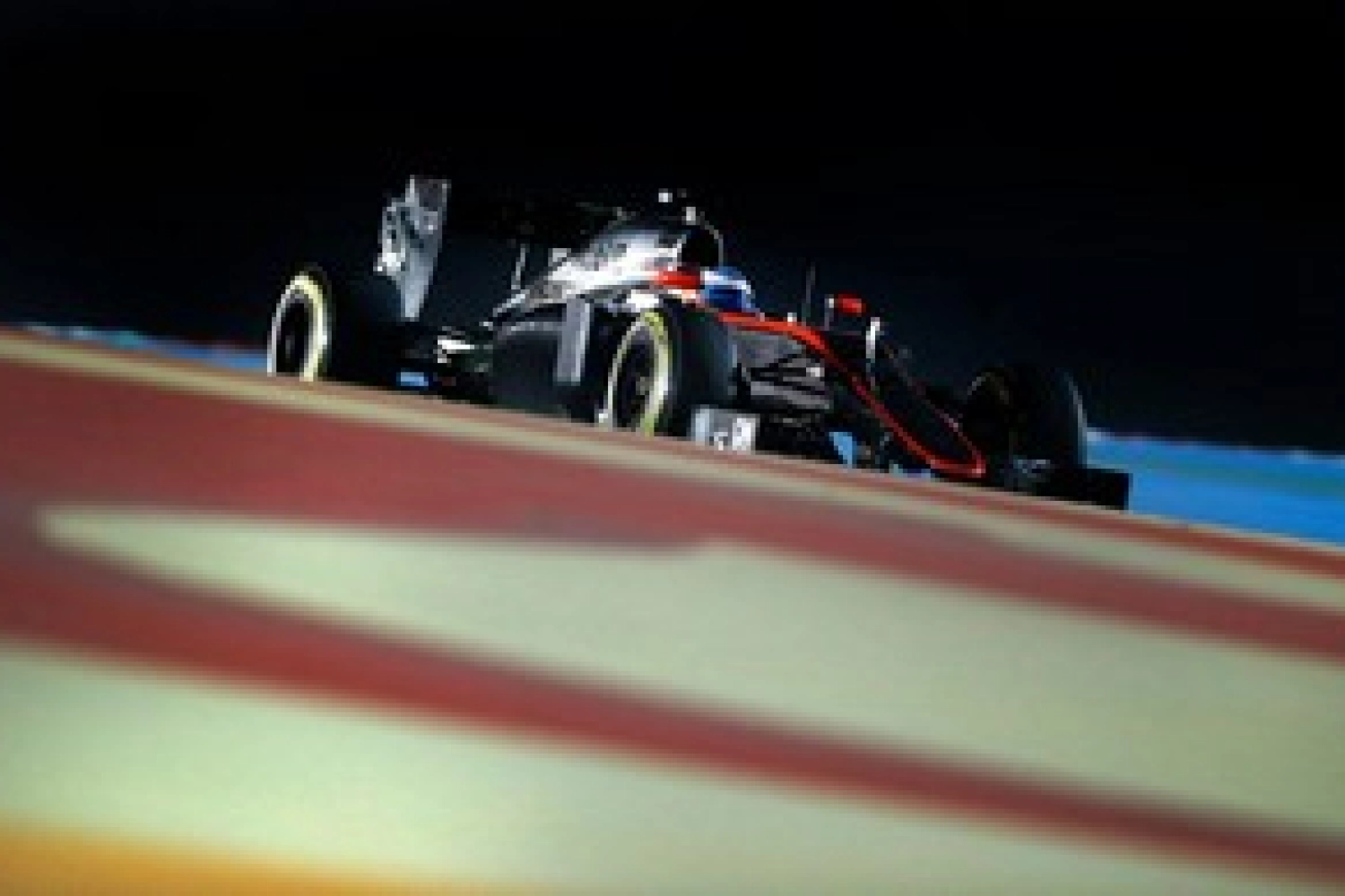 McLaren and Alonso fall short at the points threshold