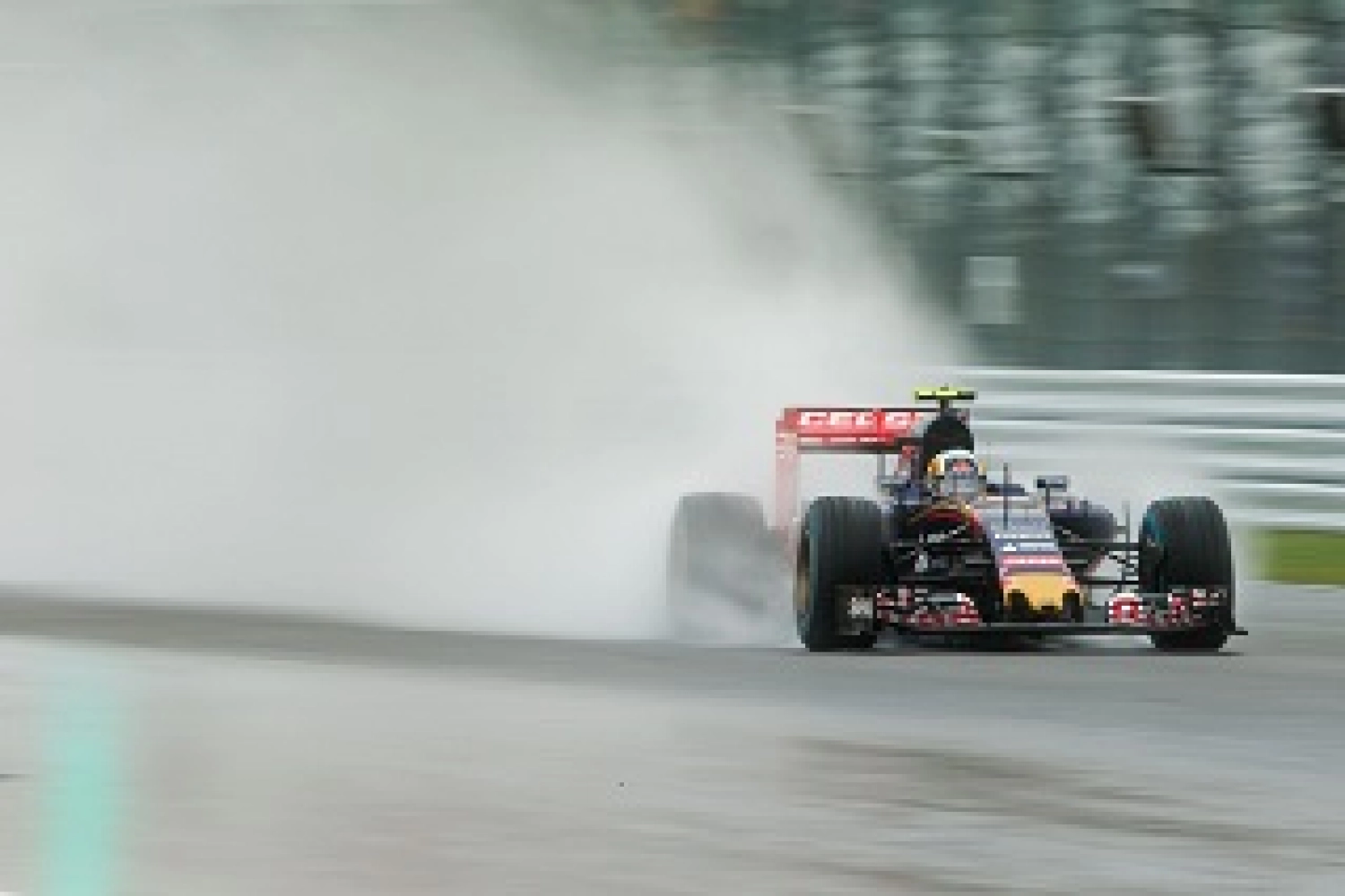 Free Practice 1 – Japanese GP: Sainz, a meaningless fastest time