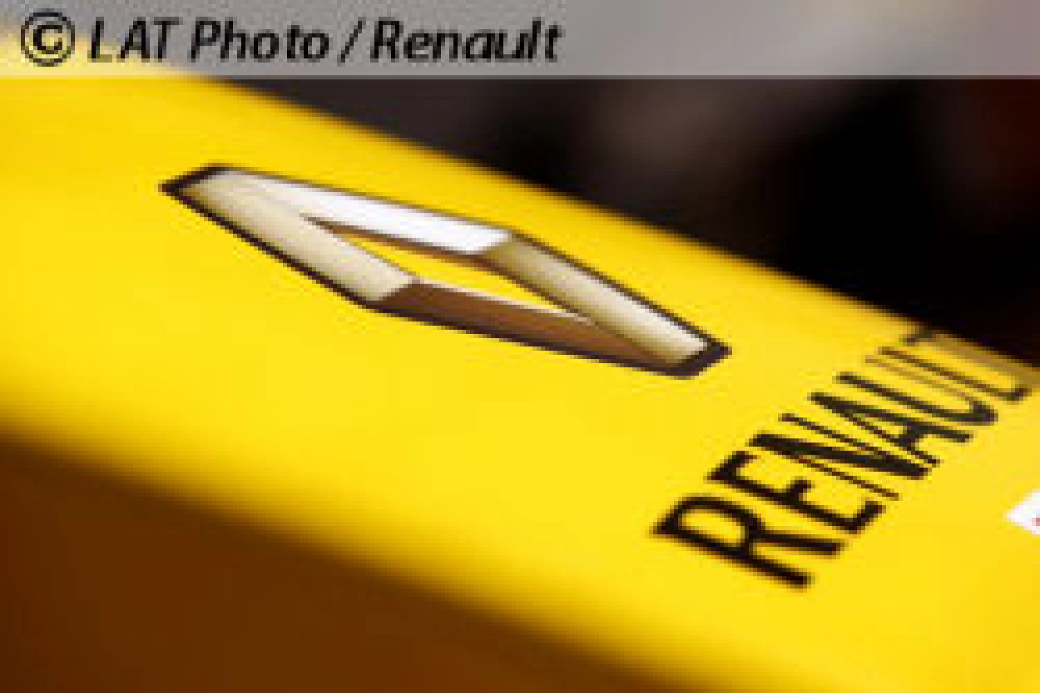 Official: Boullier new director of the Renault F1 Team