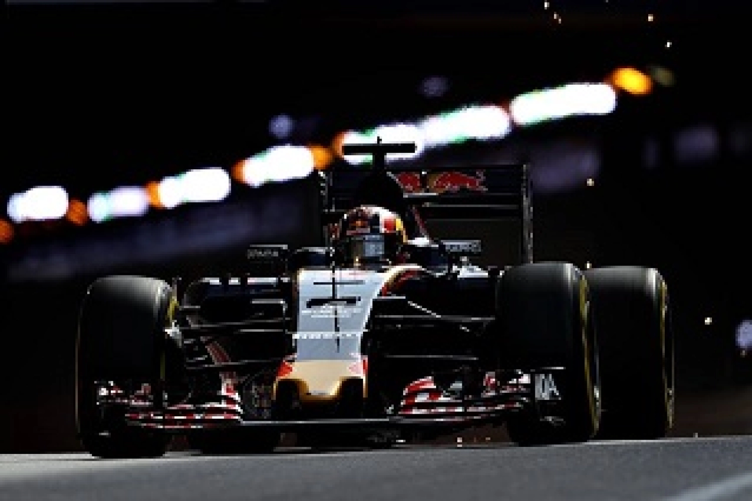 Toro Rosso aims for the top of the table after a successful day